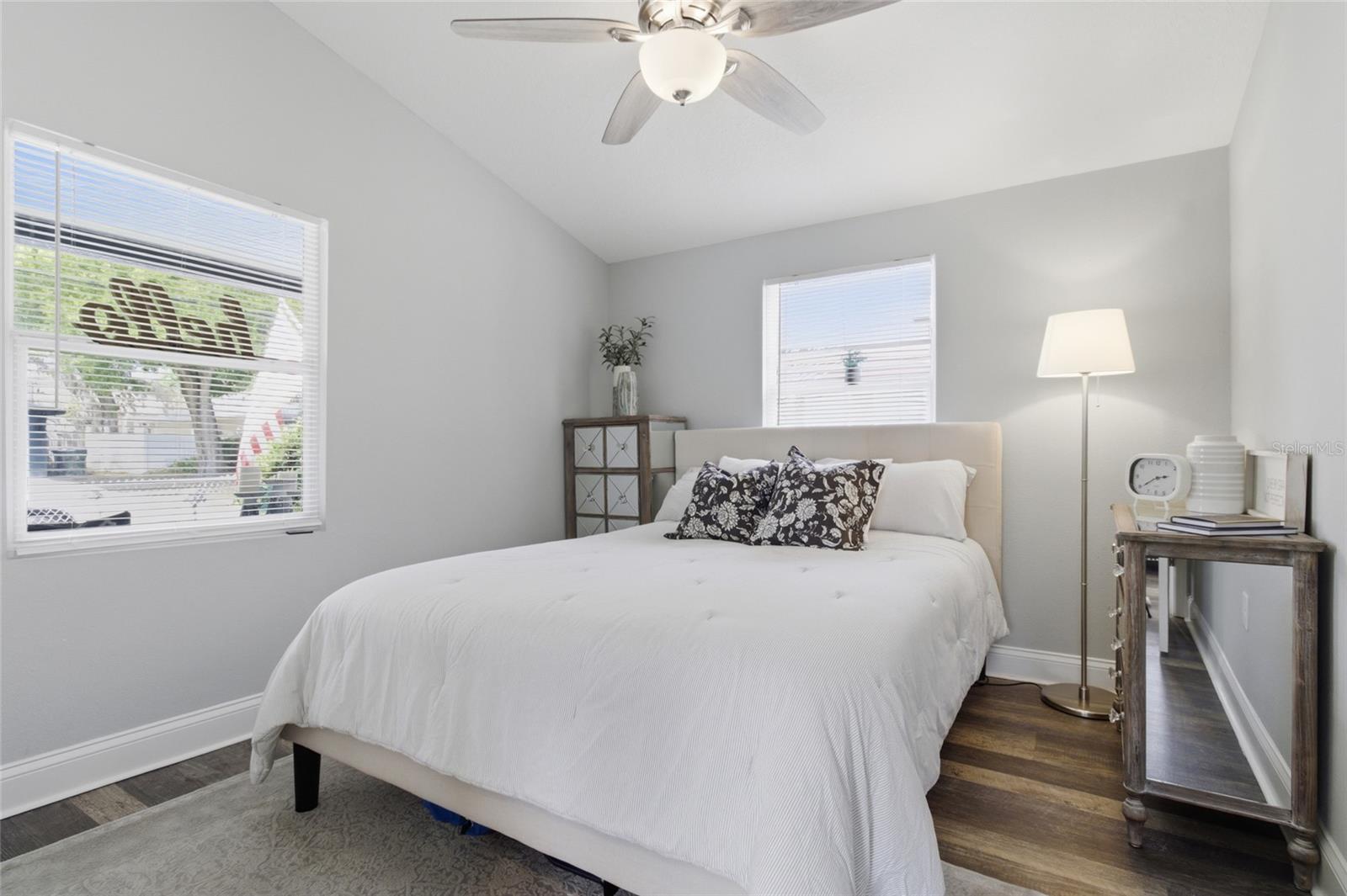 Image 16 of 33 For 1613 Chelsea Street