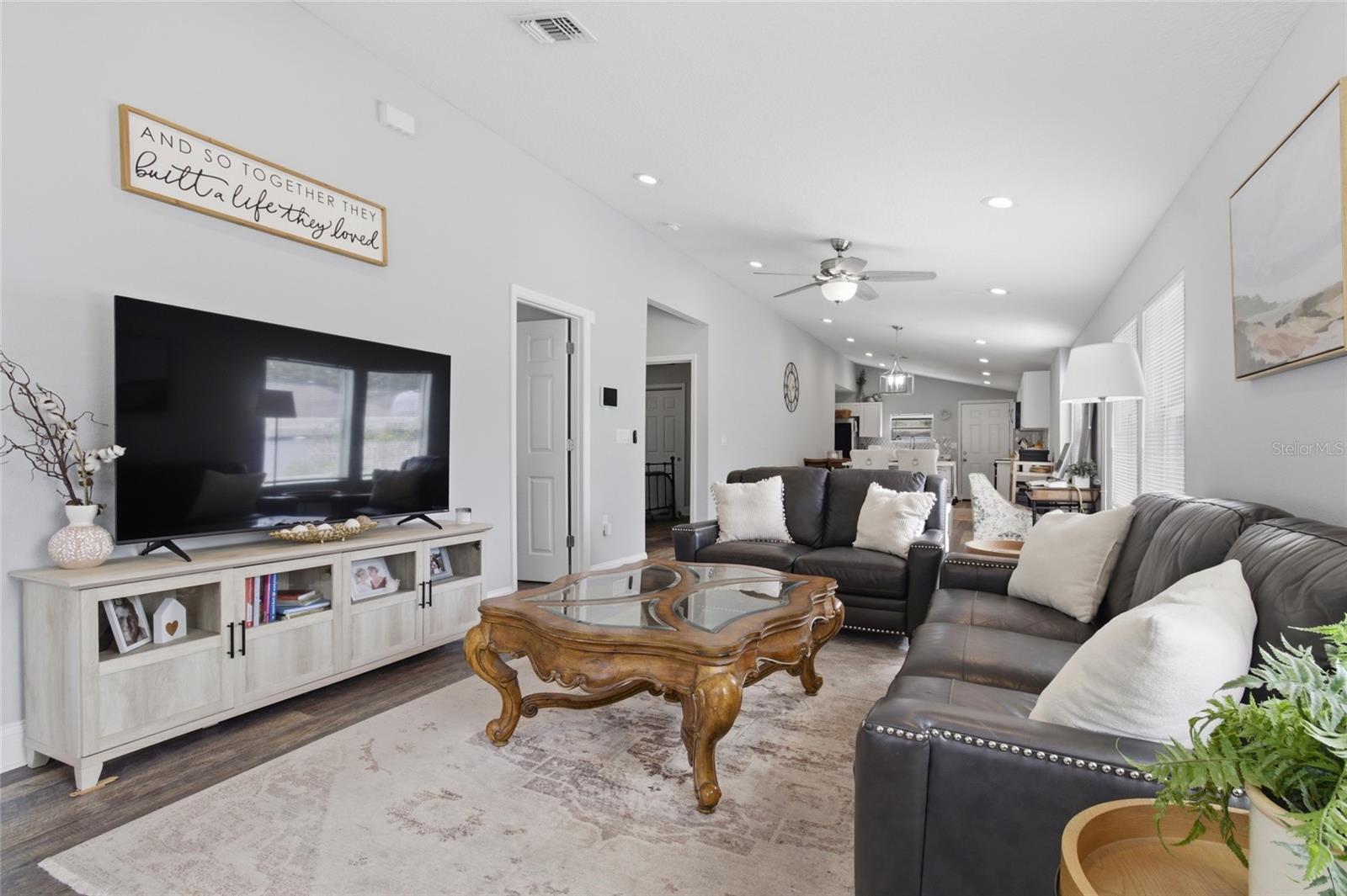 Image 5 of 33 For 1613 Chelsea Street