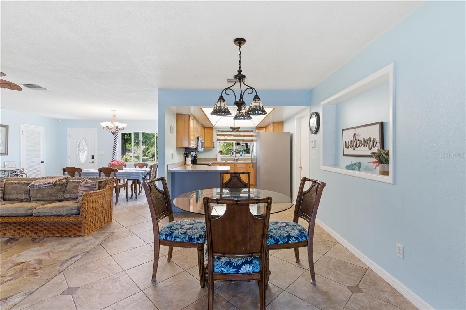 Image 17 of 75 For 1 Maplewood Avenue