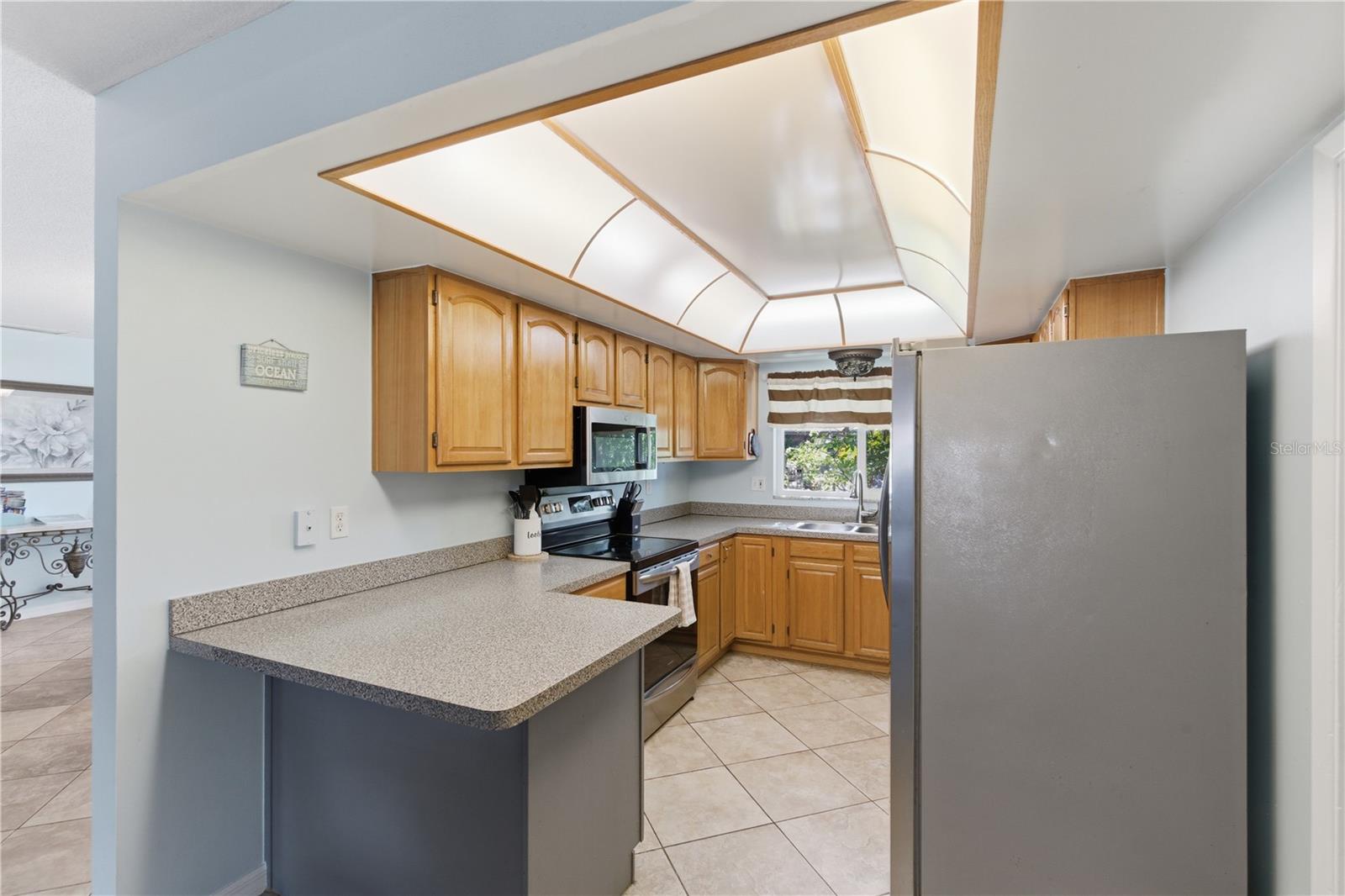 Image 27 of 75 For 1 Maplewood Avenue