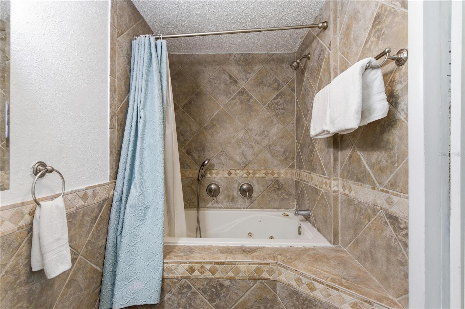 Image 35 of 75 For 1 Maplewood Avenue