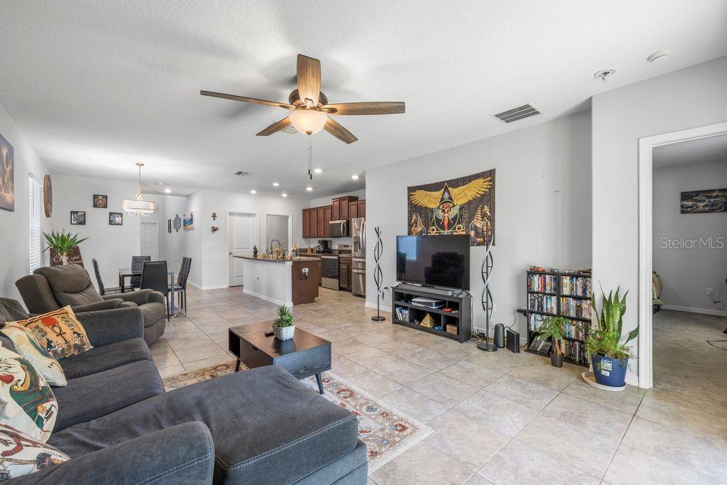 Image 15 of 44 For 3703 Globe Thistle Drive