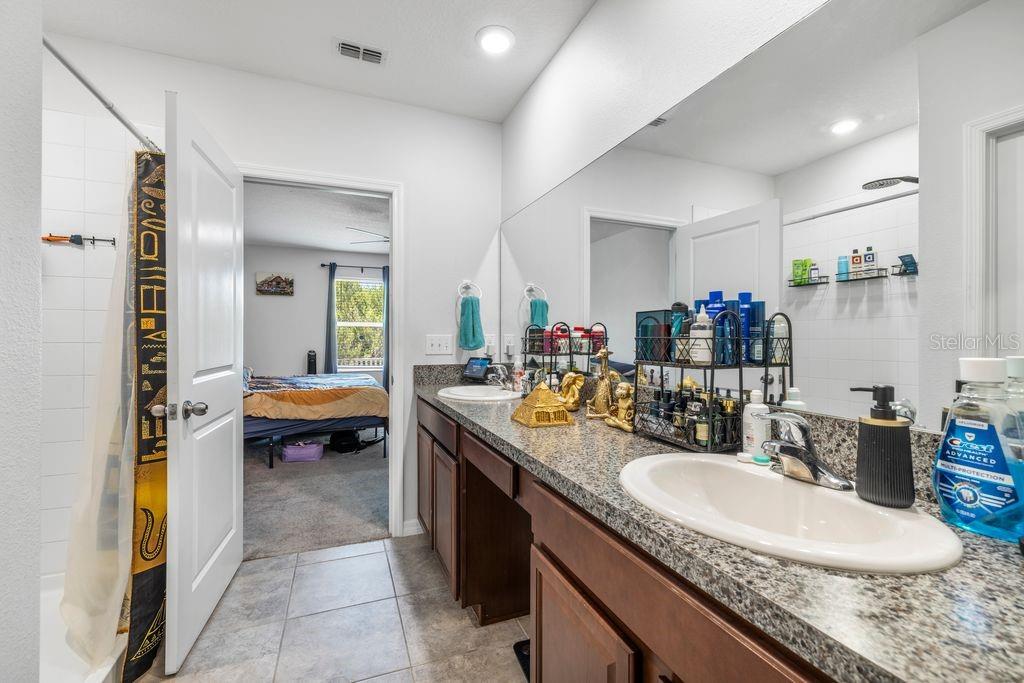 Image 20 of 44 For 3703 Globe Thistle Drive