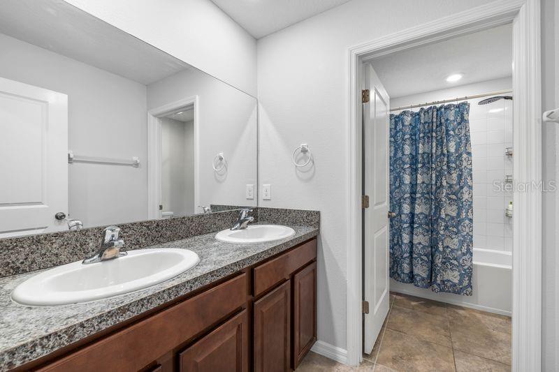 Image 25 of 44 For 3703 Globe Thistle Drive