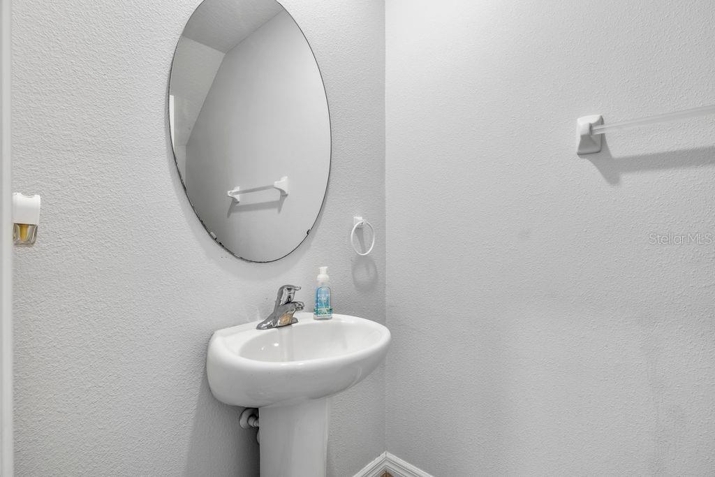 Image 9 of 44 For 3703 Globe Thistle Drive