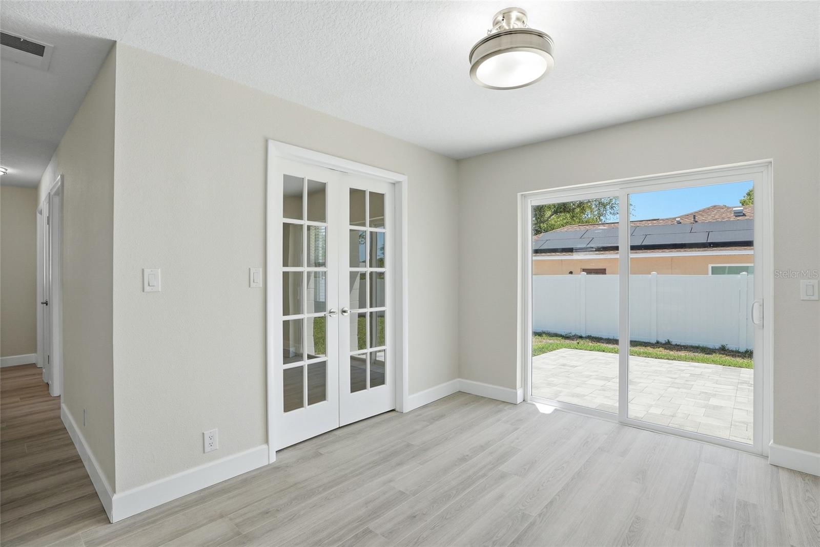 Image 11 of 39 For 1966 119th Street