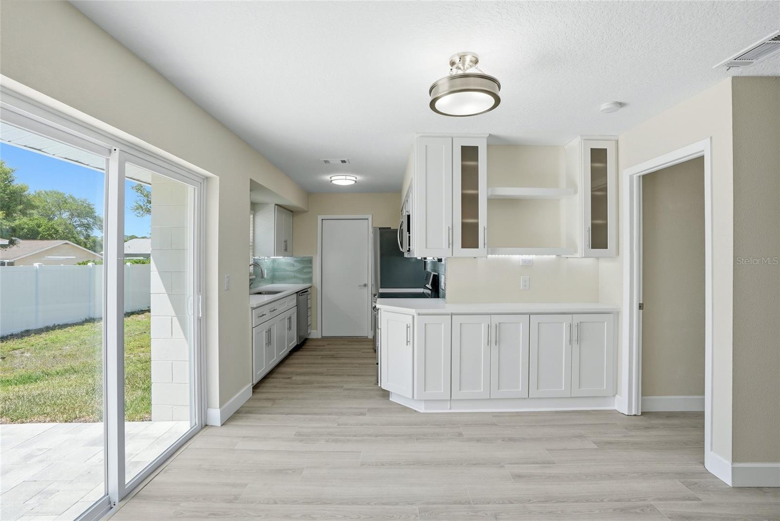 Image 9 of 39 For 1966 119th Street