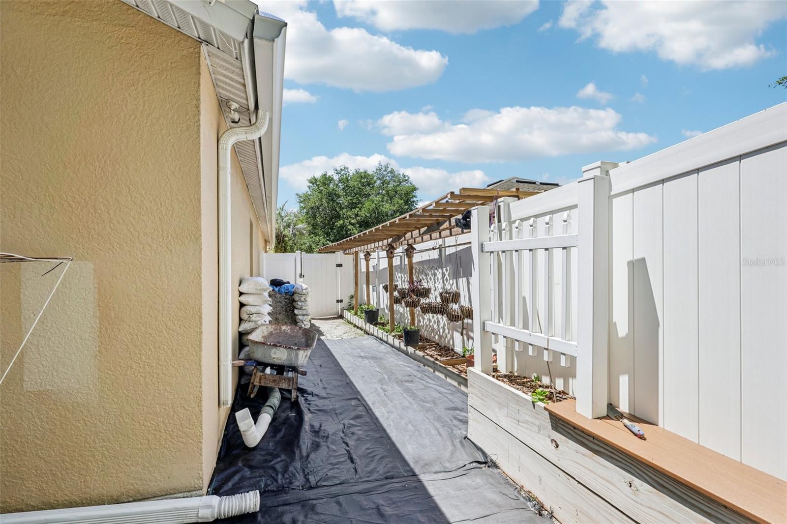 Image 49 of 56 For 1901 Heartland Circle