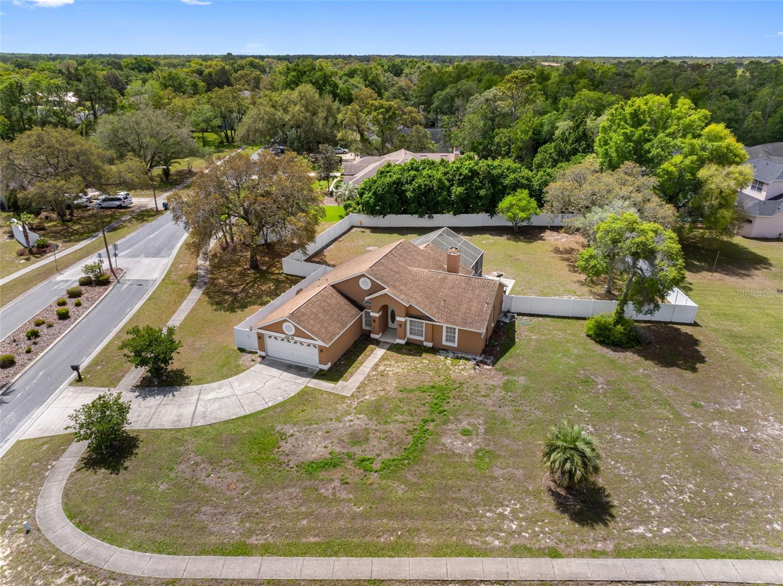 Image 14 of 57 For 12270 Padron Boulevard