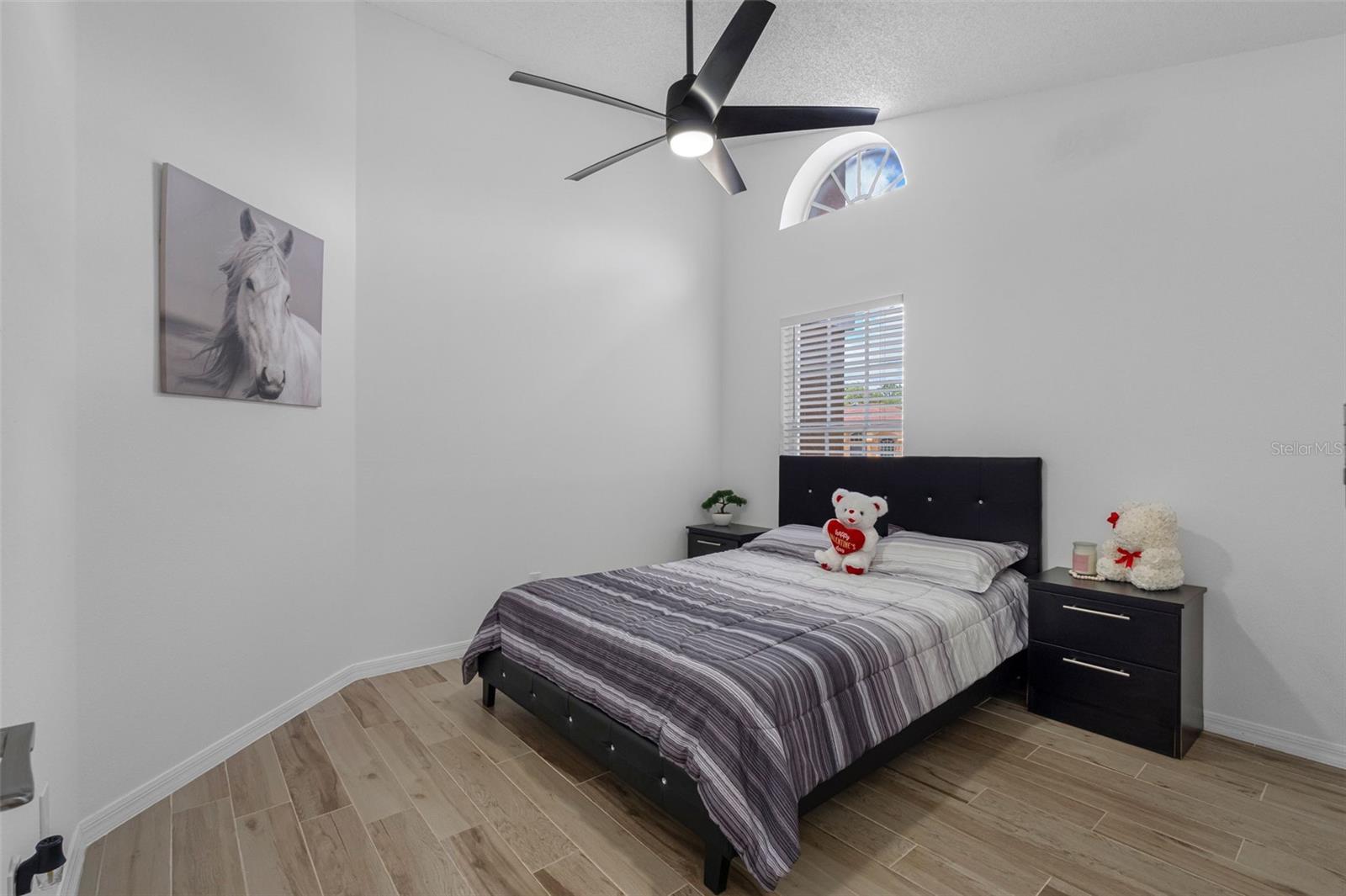 Image 24 of 57 For 12270 Padron Boulevard