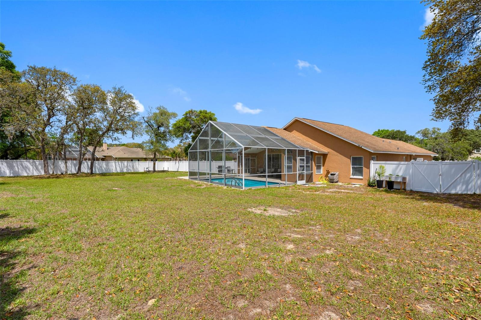 Image 25 of 57 For 12270 Padron Boulevard