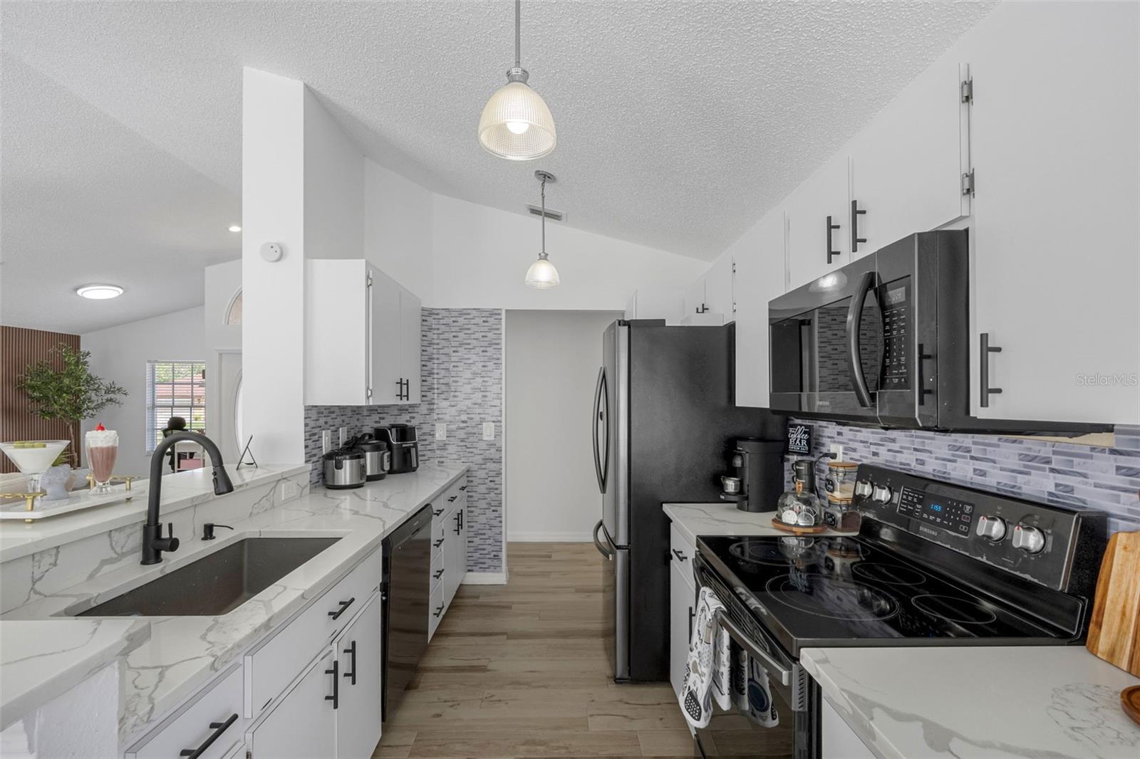 Image 42 of 57 For 12270 Padron Boulevard