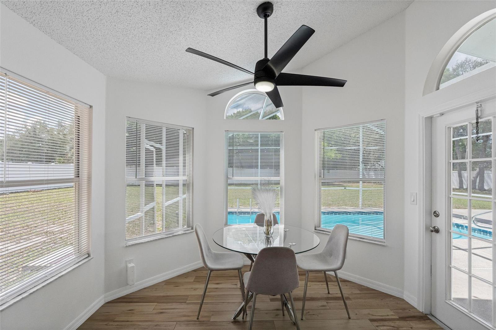 Image 43 of 57 For 12270 Padron Boulevard