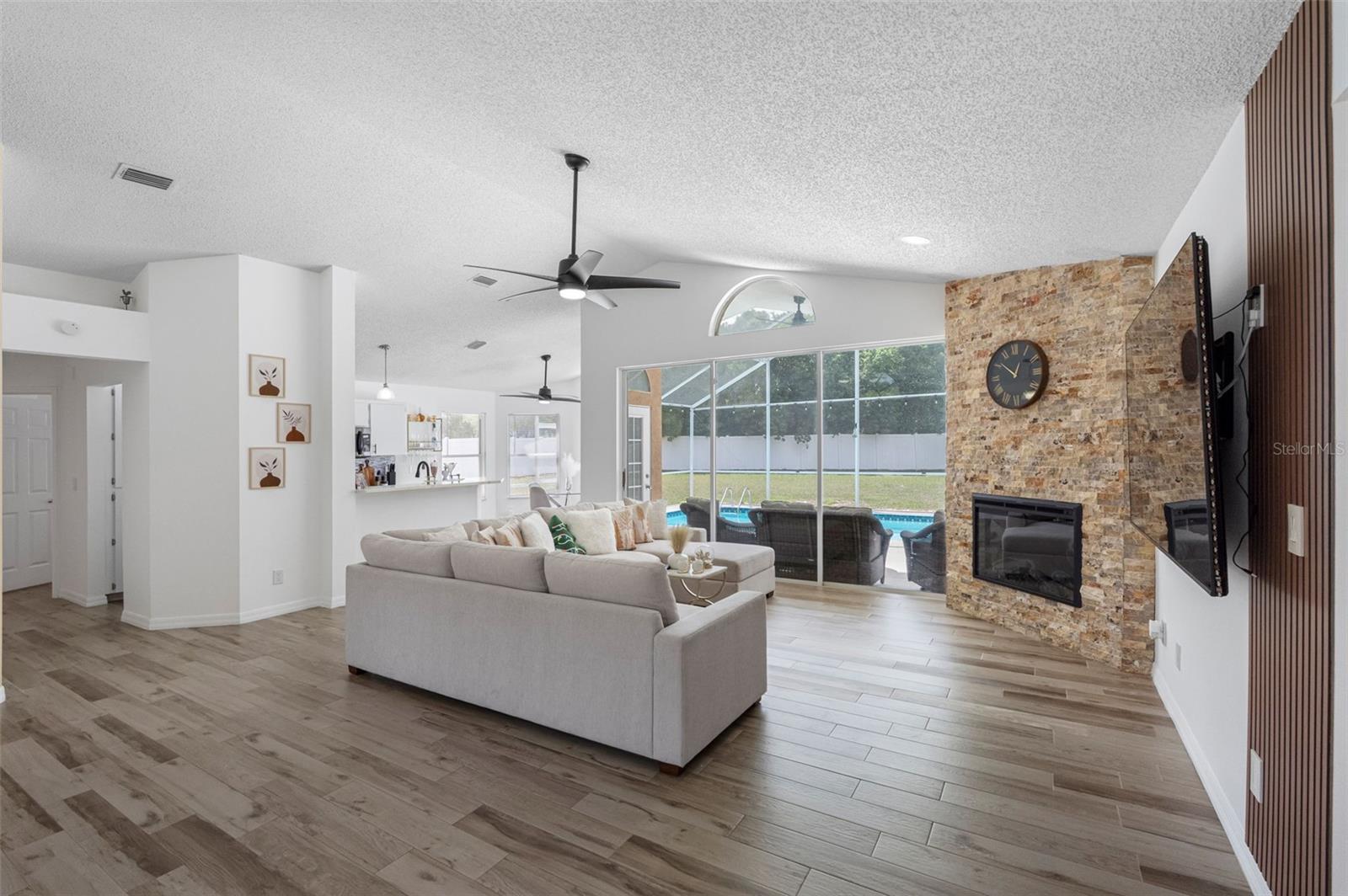 Image 49 of 57 For 12270 Padron Boulevard