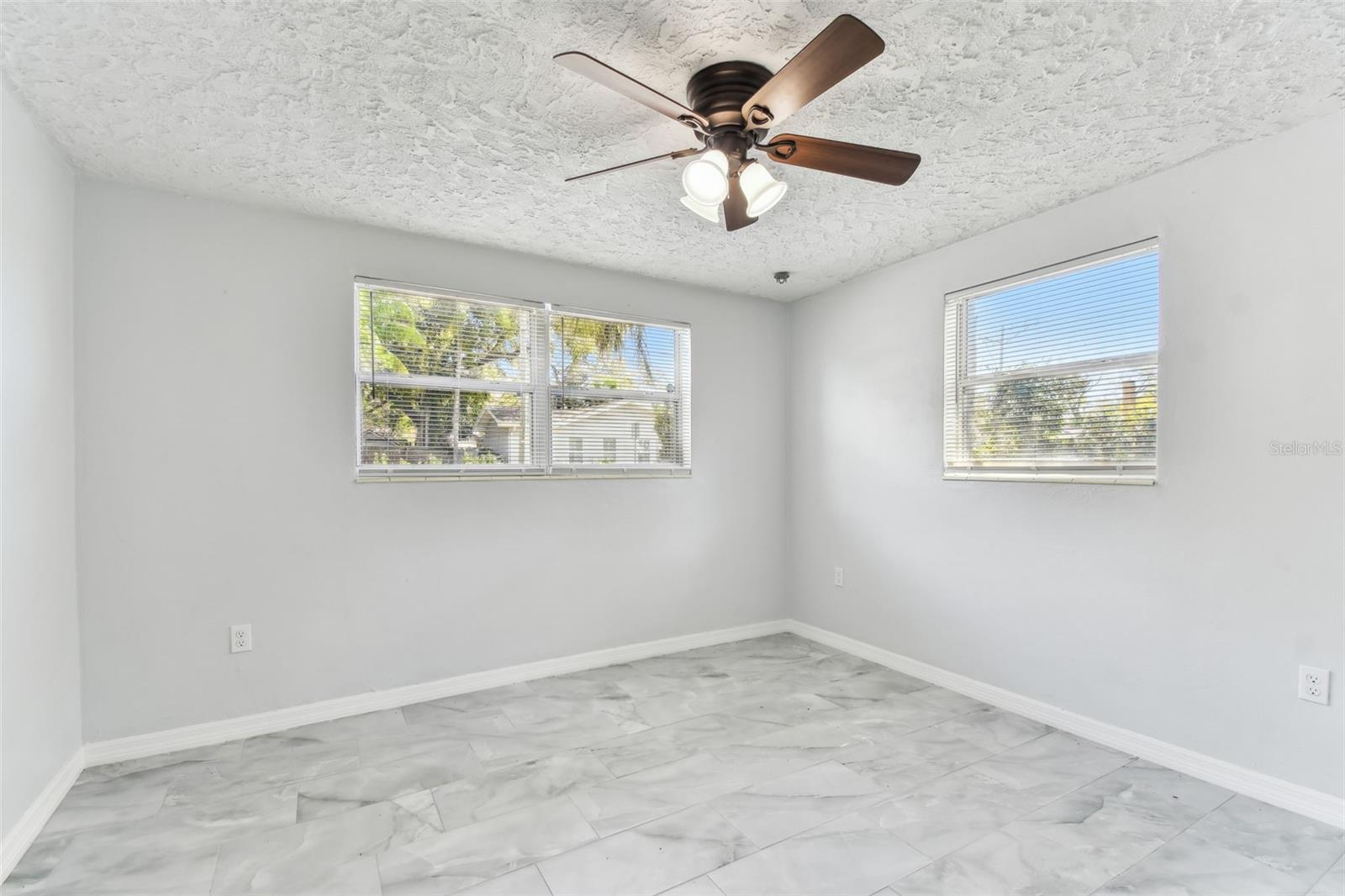 Image 16 of 66 For 4814 Highland Avenue