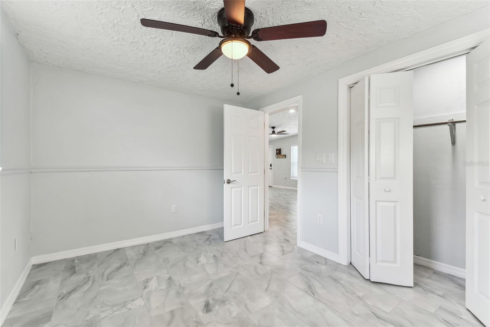 Image 17 of 66 For 4814 Highland Avenue