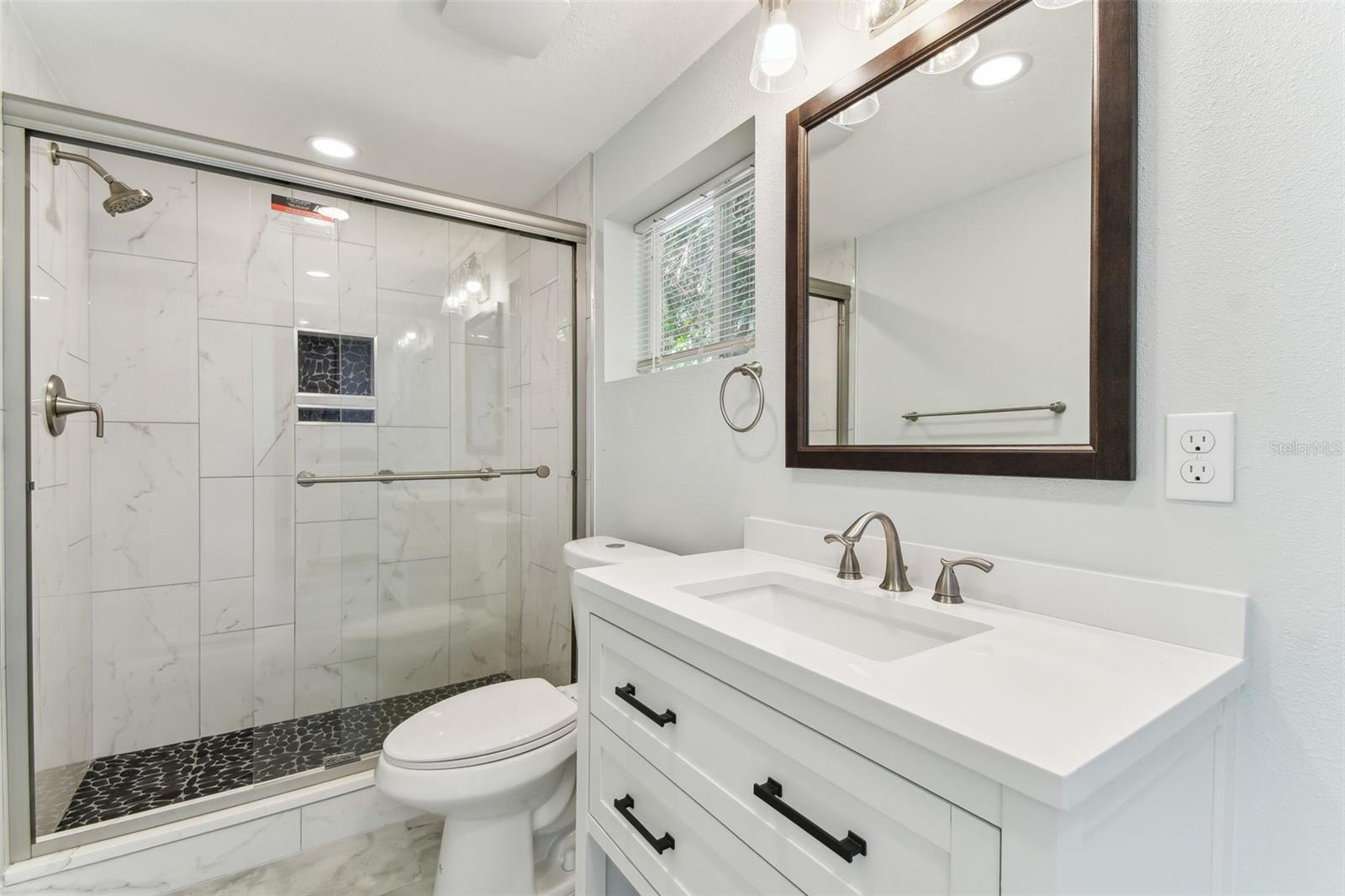 Image 30 of 66 For 4814 Highland Avenue