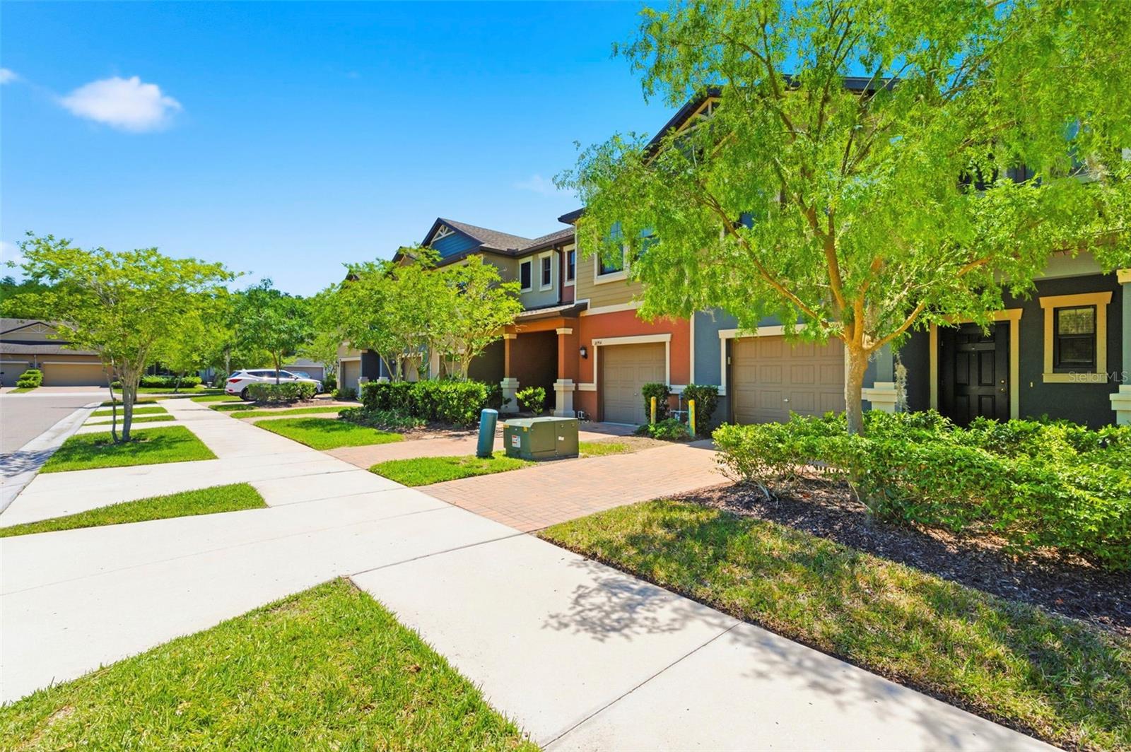 Image 10 of 65 For 16948 Storyline Dr