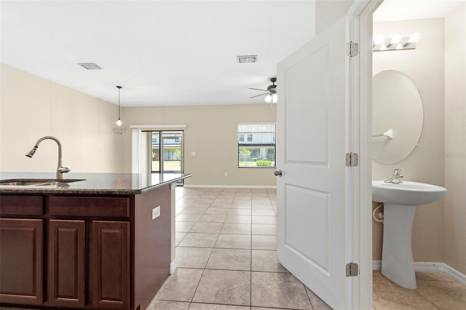 Image 12 of 65 For 16948 Storyline Dr