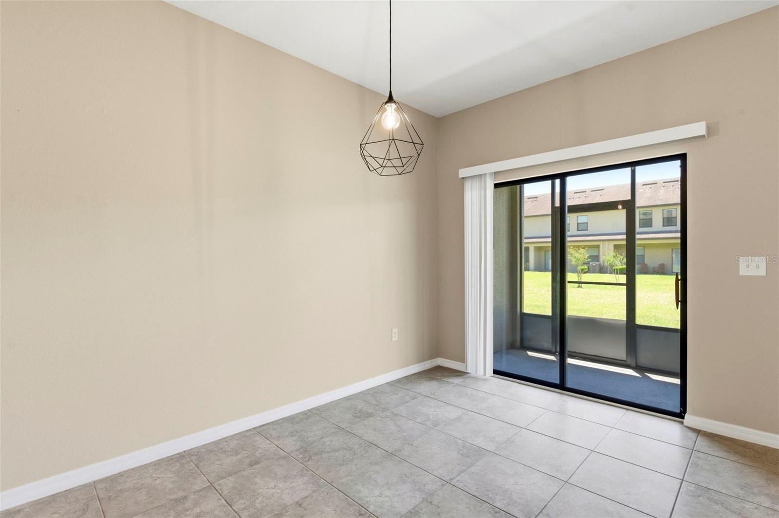 Image 24 of 65 For 16948 Storyline Dr