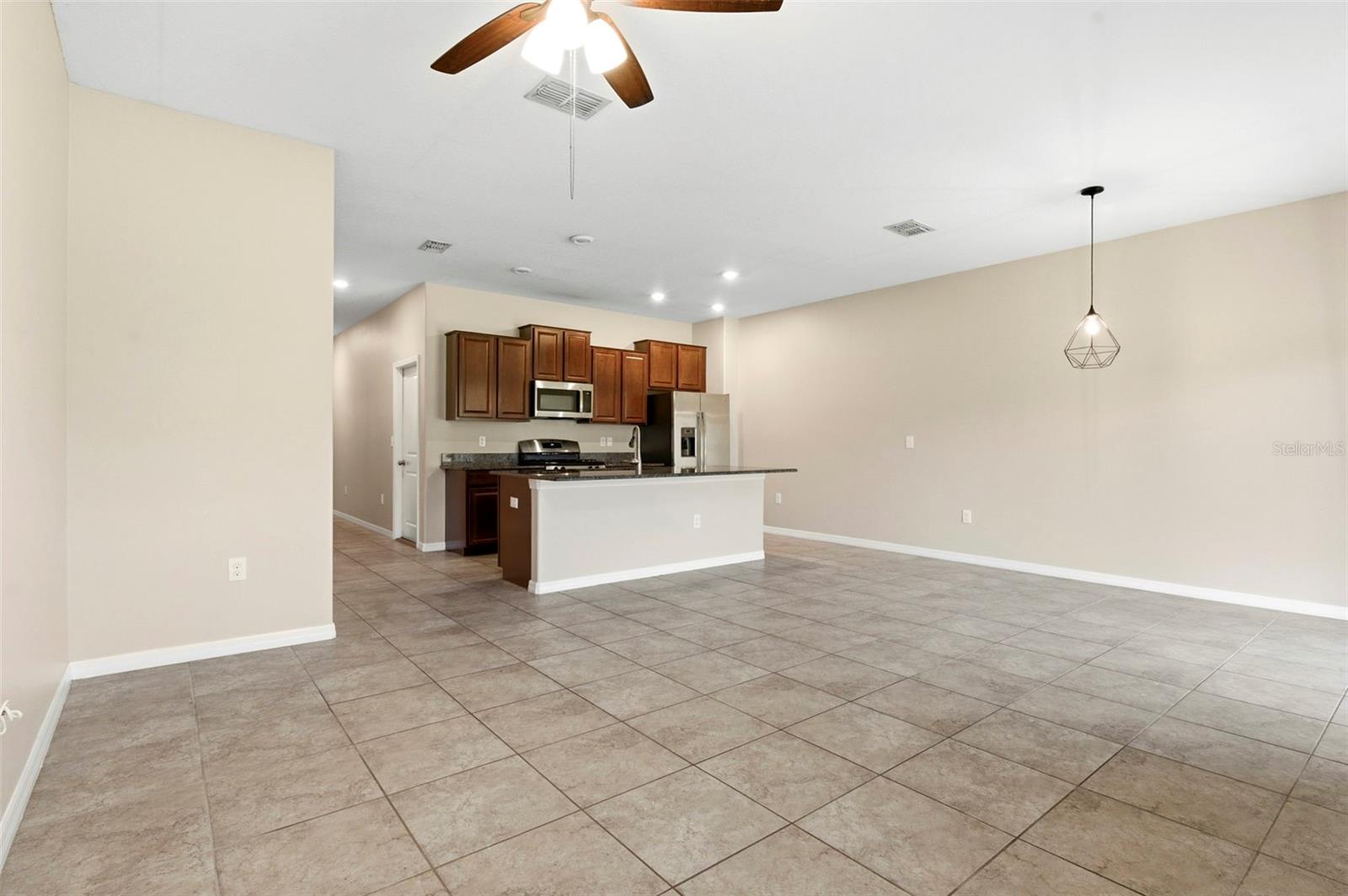 Image 25 of 65 For 16948 Storyline Dr