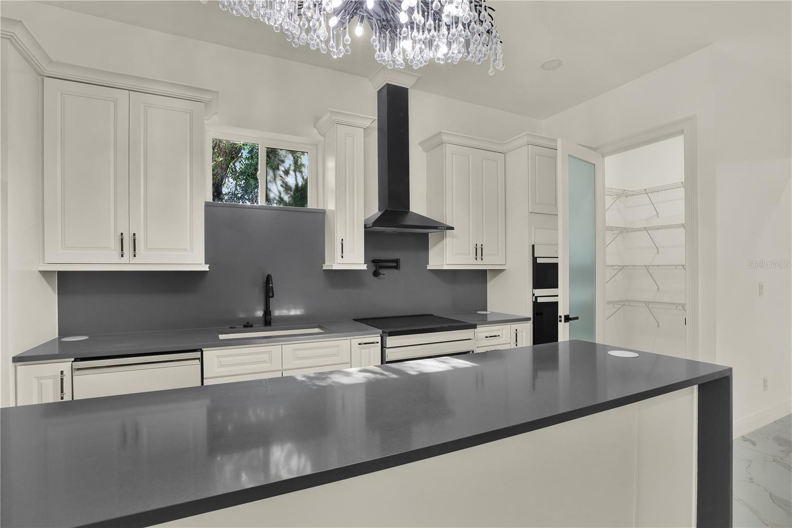 Image 7 of 23 For 2816 Corrine Street 1