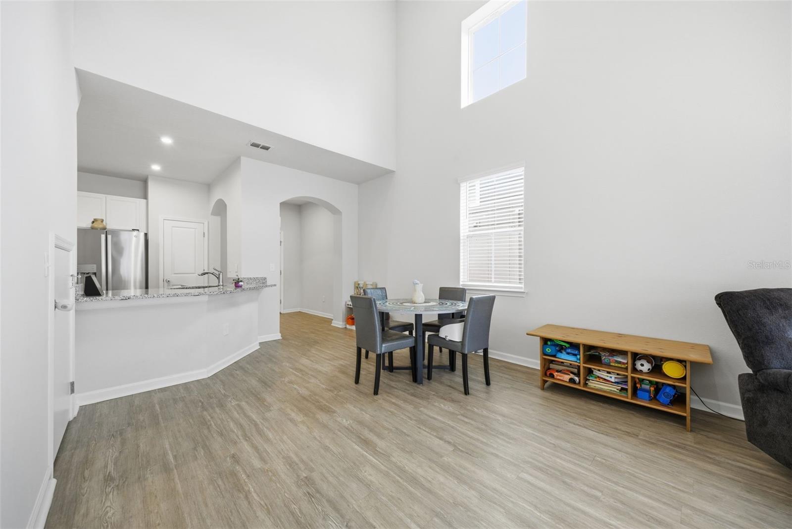 Image 10 of 35 For 2130 Laceflower Drive