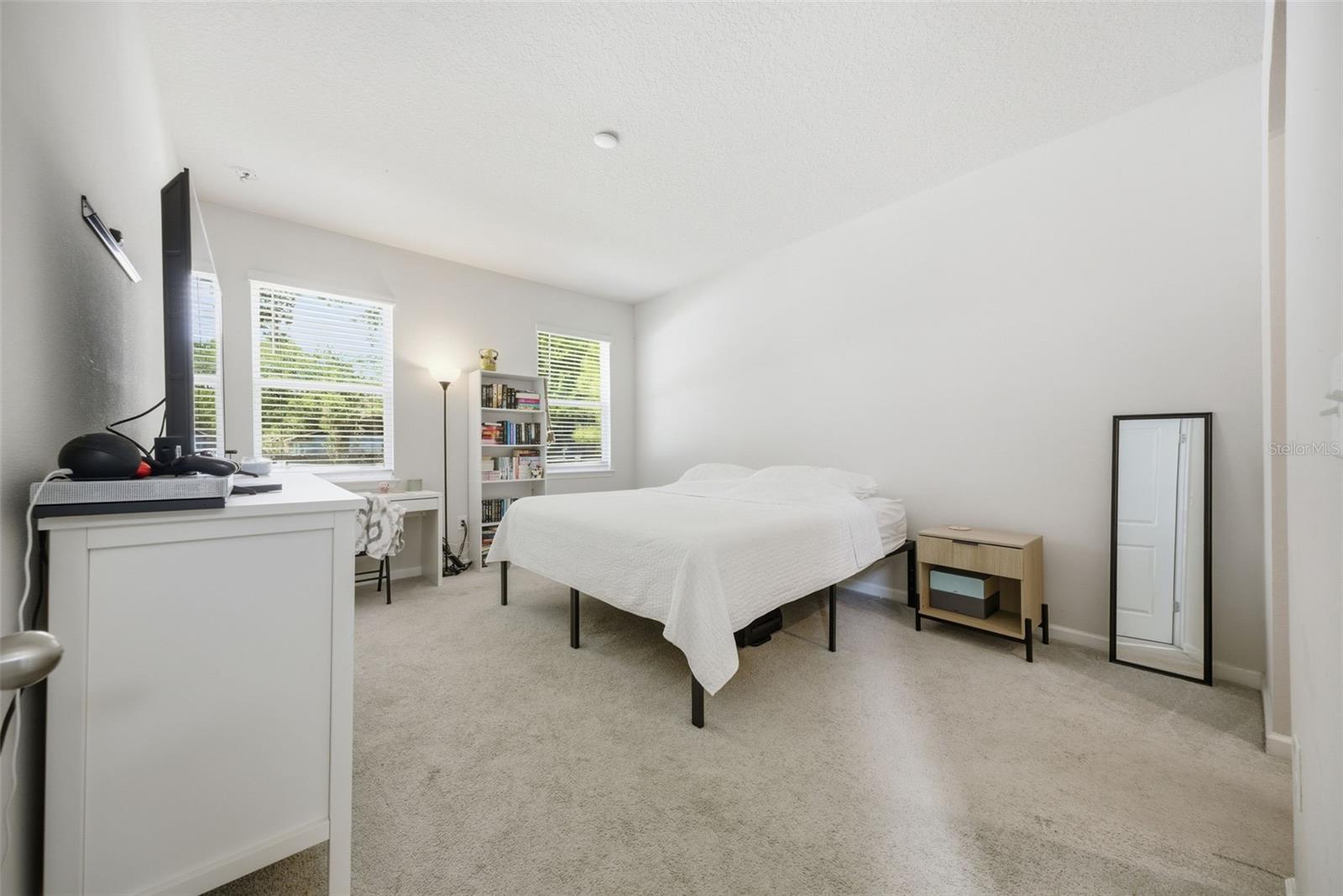 Image 13 of 35 For 2130 Laceflower Drive