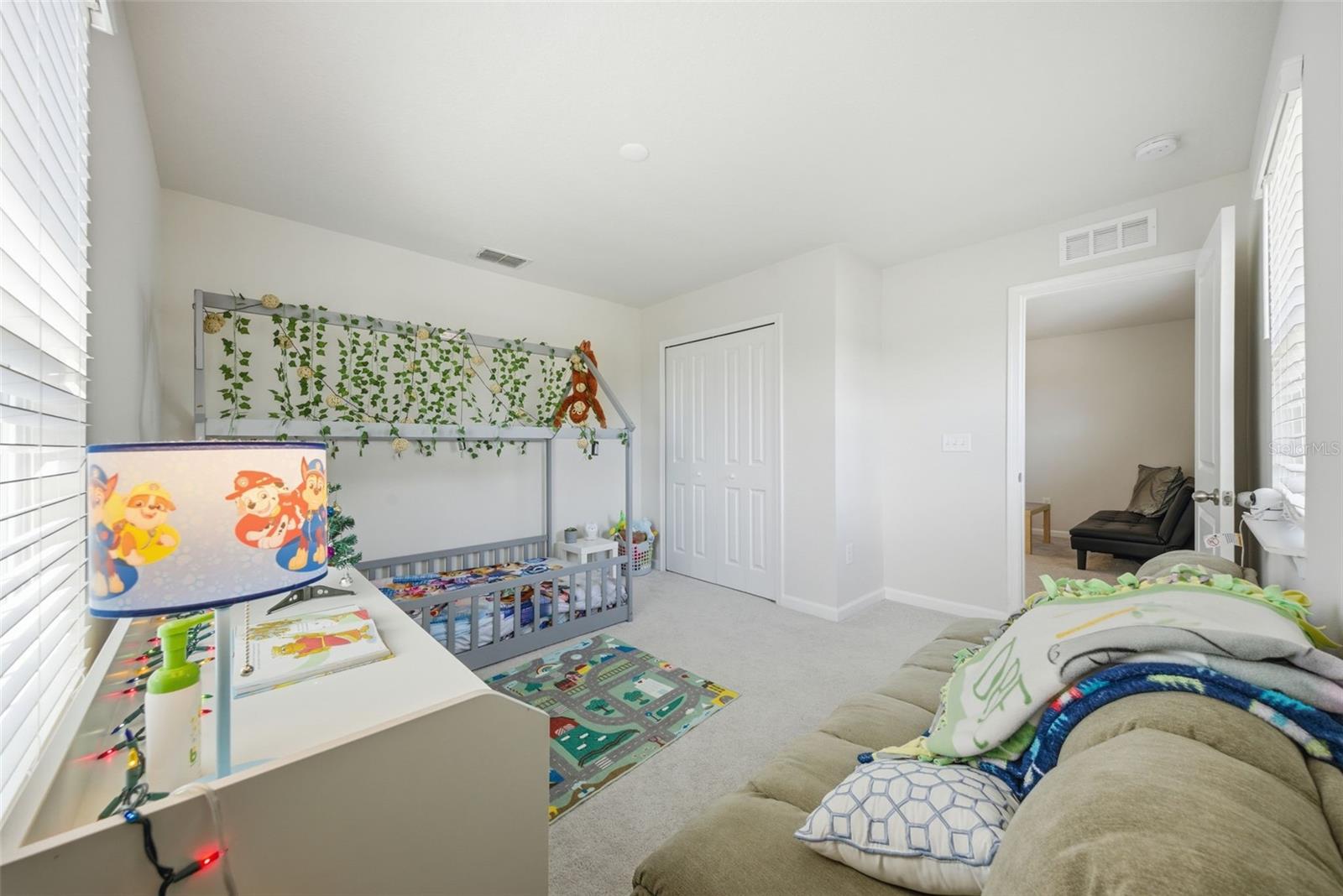 Image 22 of 35 For 2130 Laceflower Drive