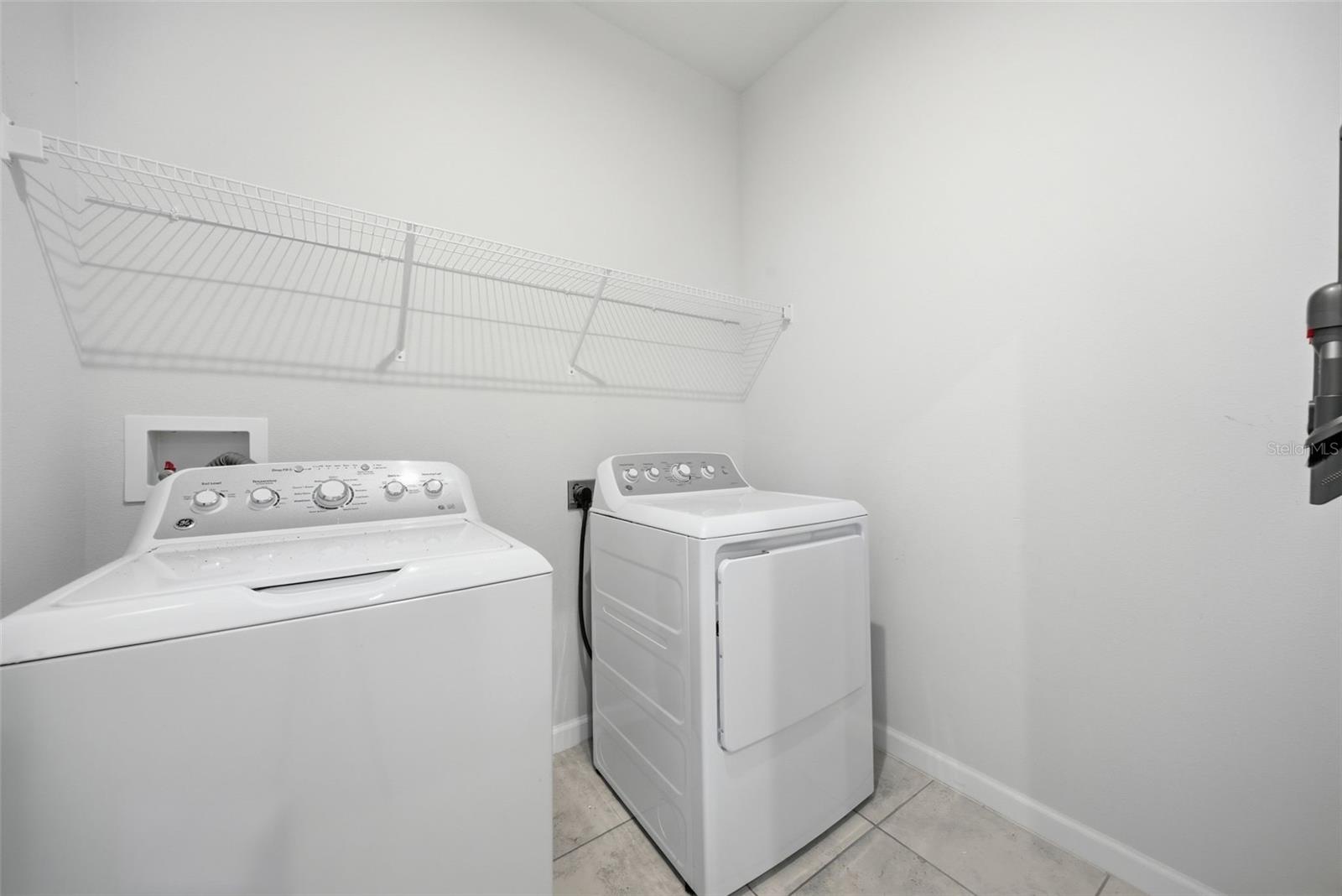 Image 26 of 35 For 2130 Laceflower Drive