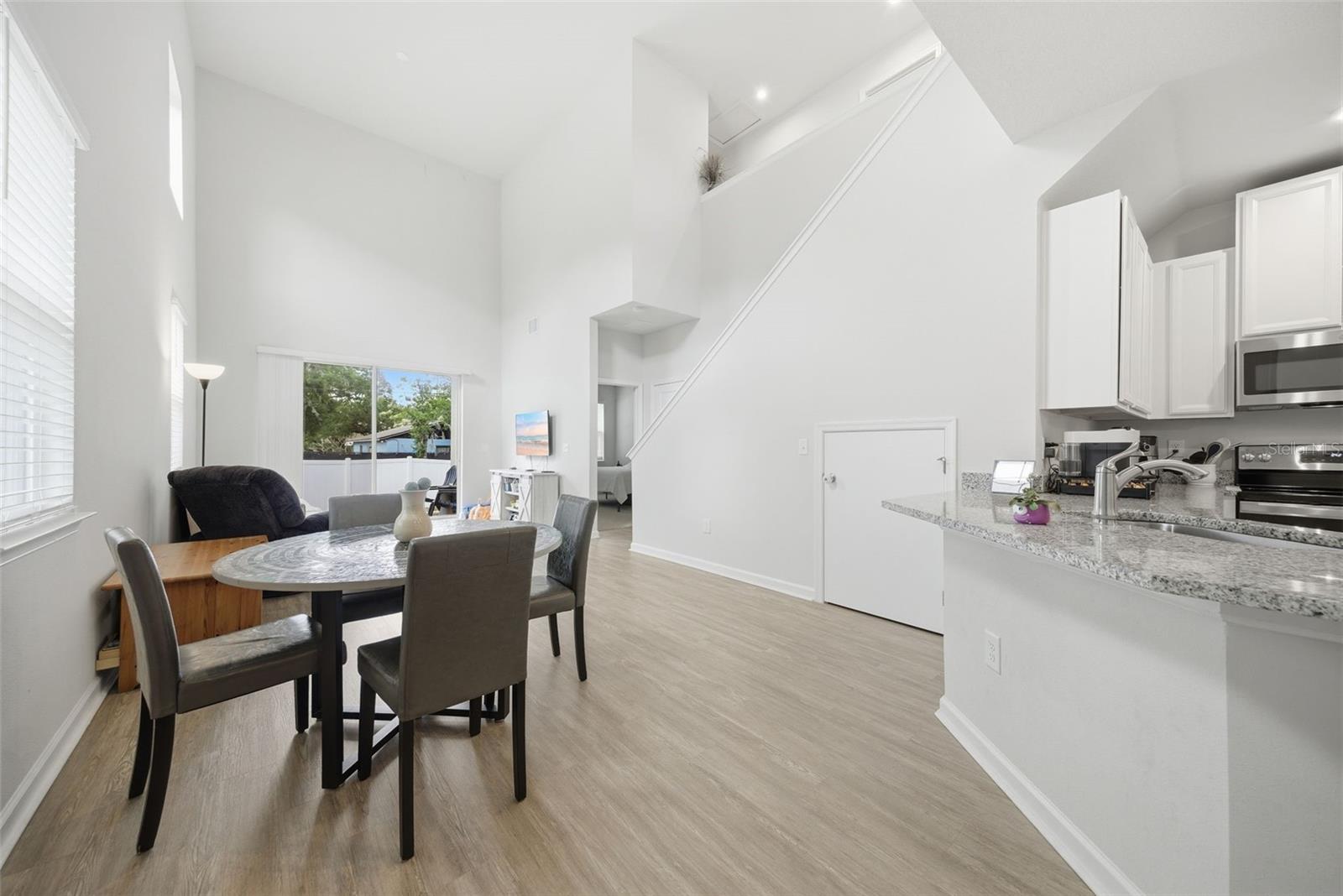 Image 8 of 35 For 2130 Laceflower Drive