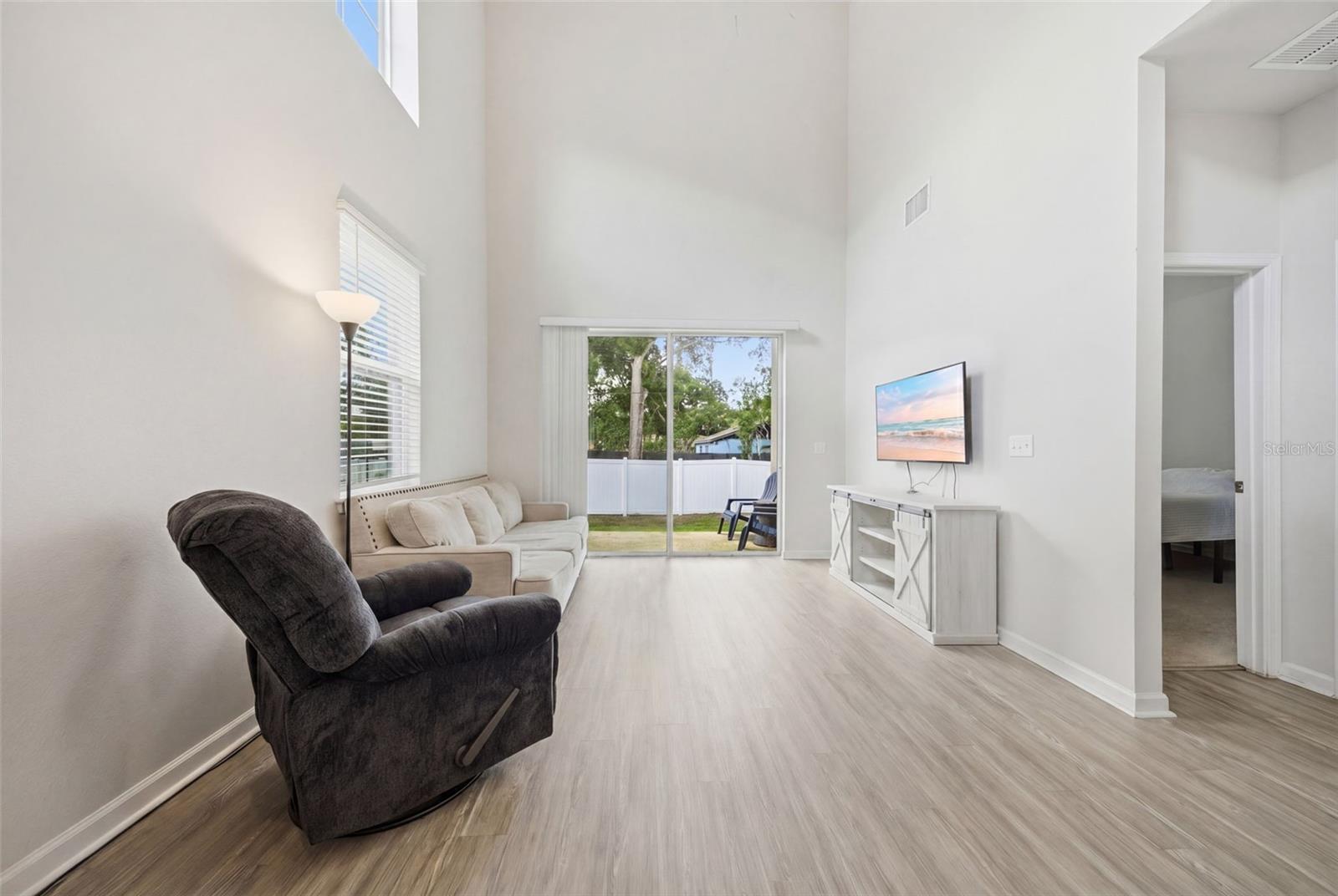 Image 9 of 35 For 2130 Laceflower Drive