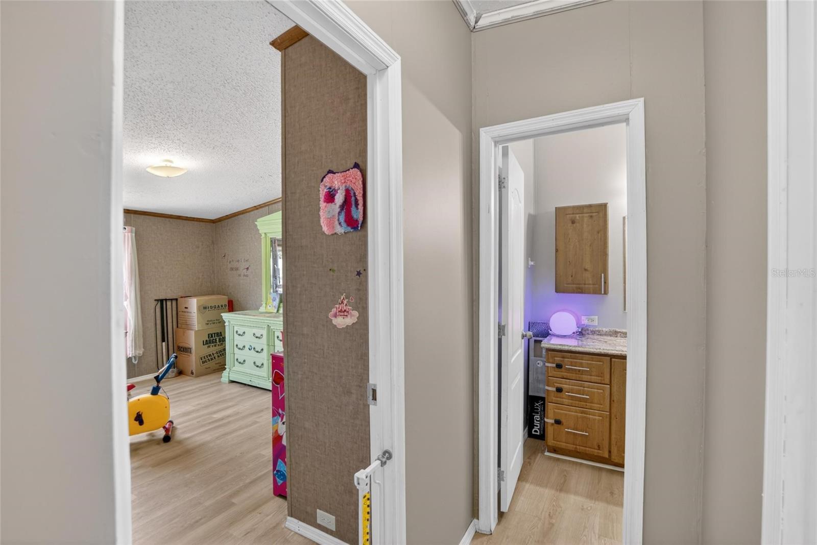 Image 14 of 49 For 3991 Shady Court