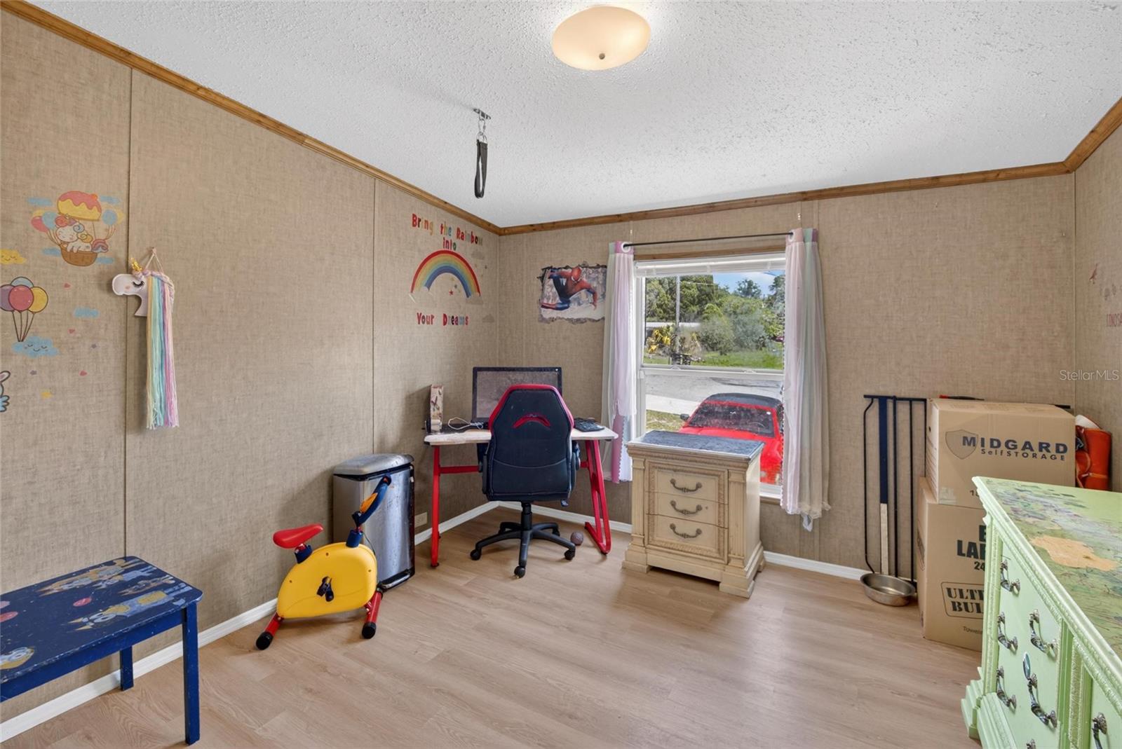 Image 16 of 49 For 3991 Shady Court