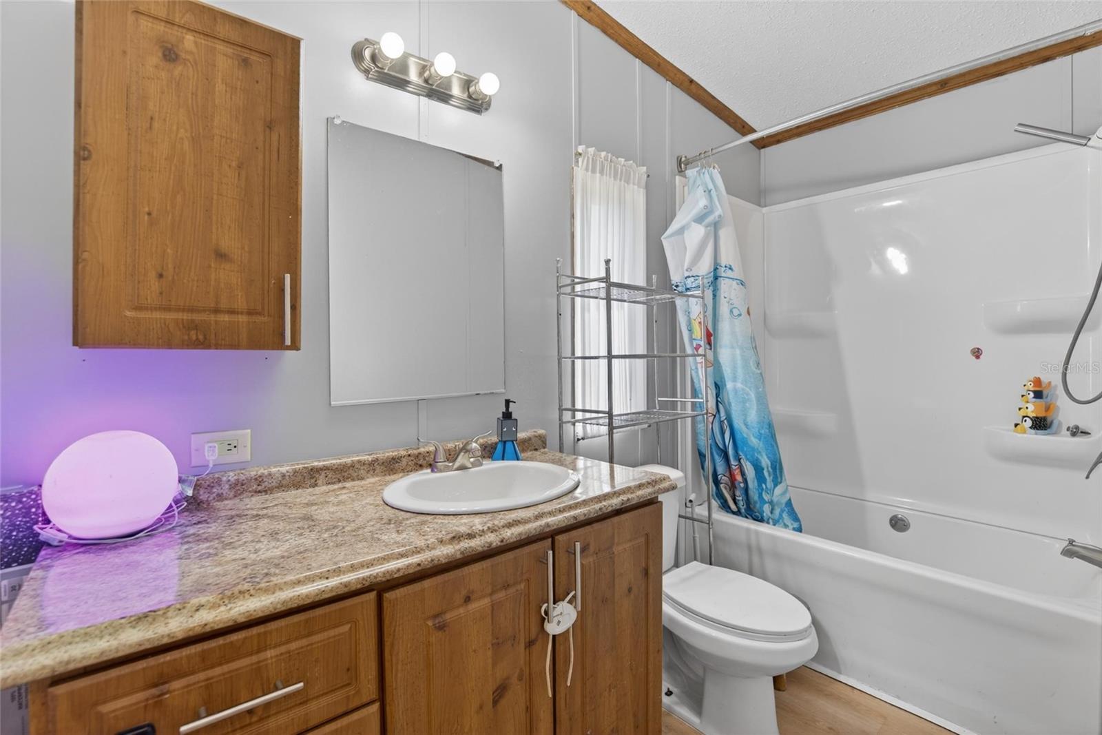 Image 18 of 49 For 3991 Shady Court