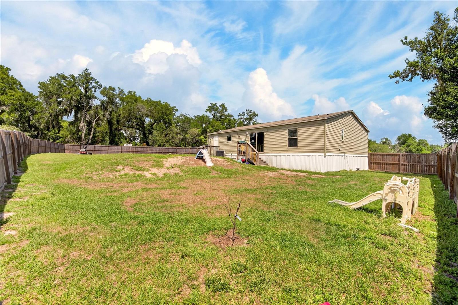 Image 28 of 49 For 3991 Shady Court