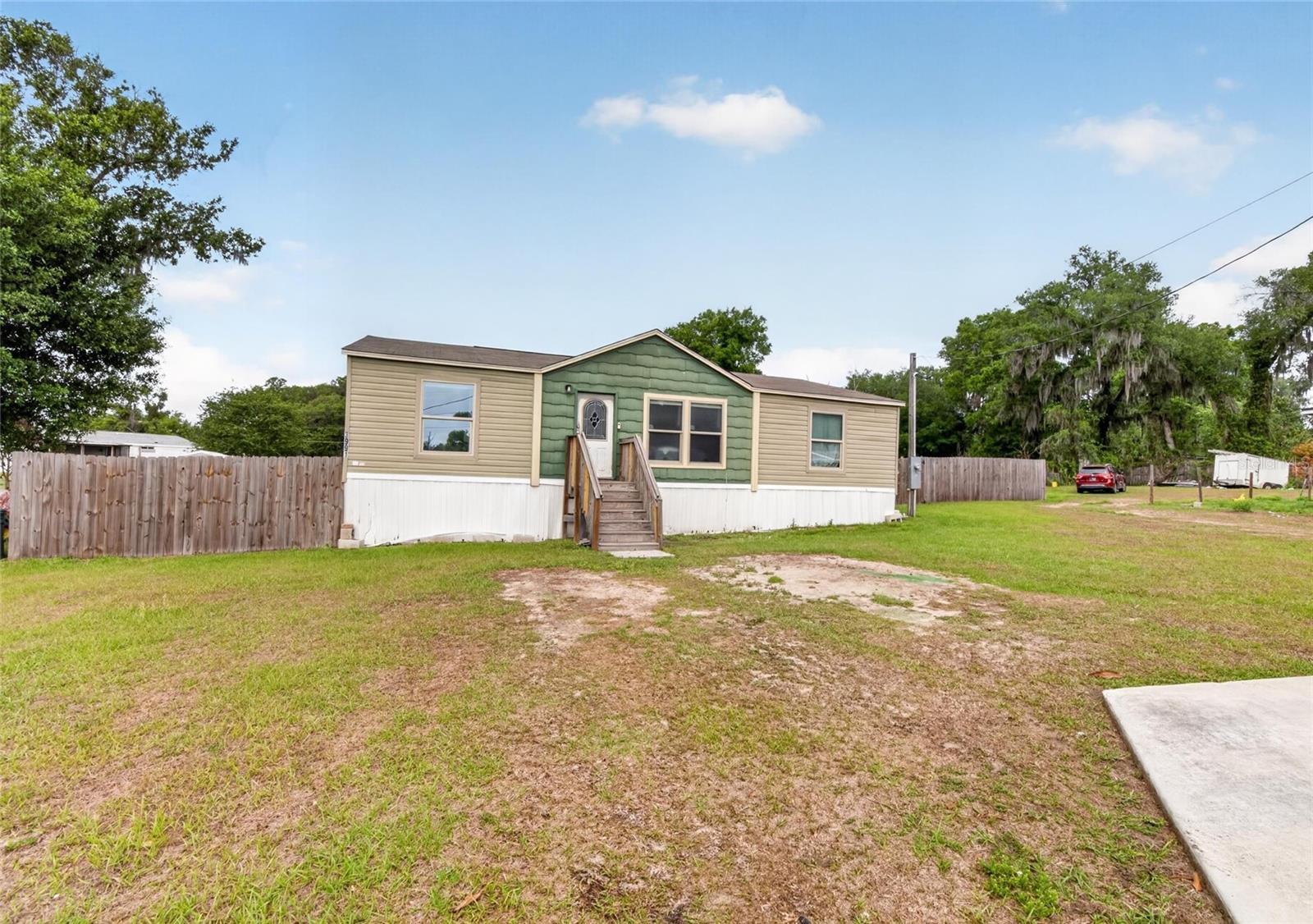 Image 3 of 49 For 3991 Shady Court