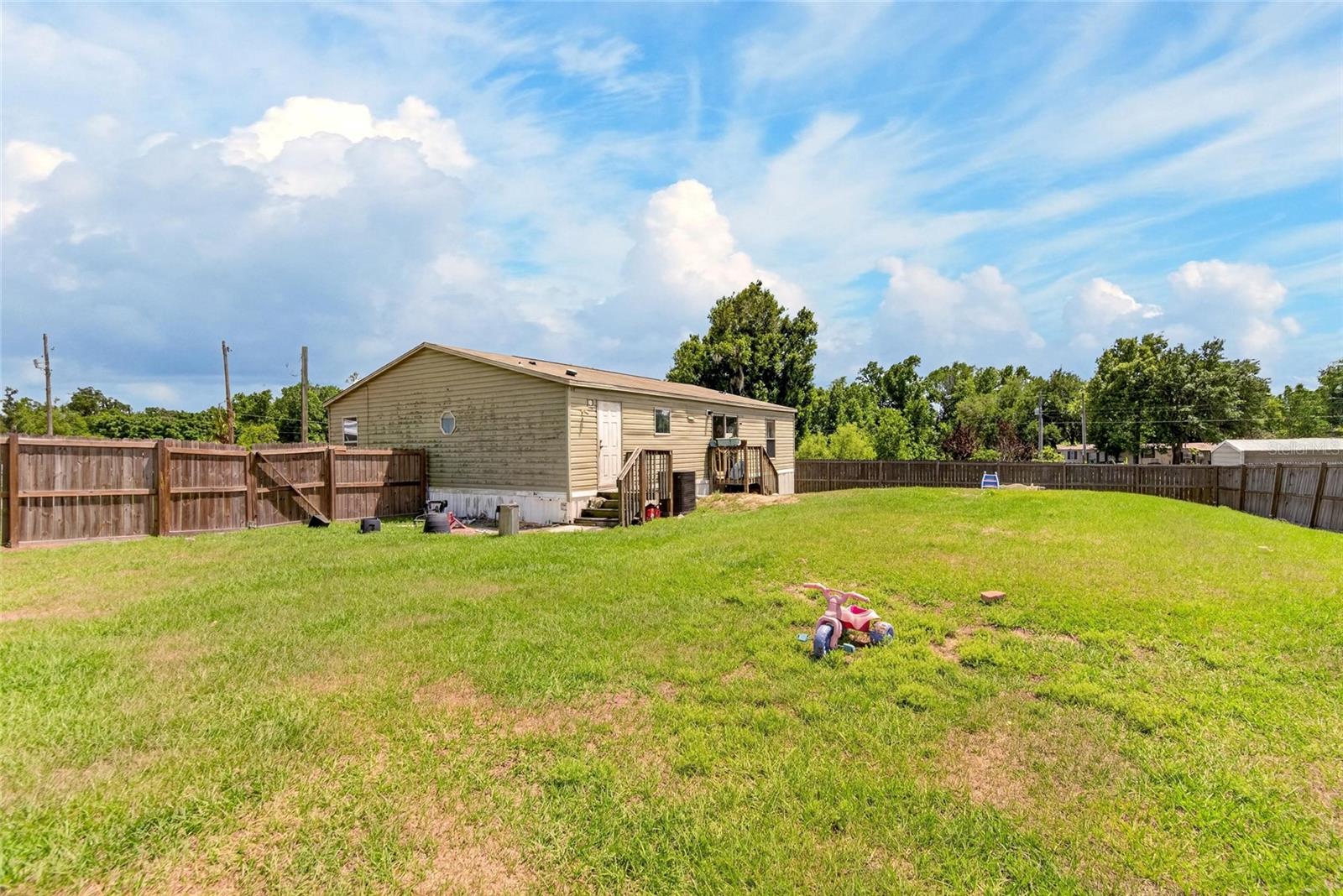 Image 34 of 49 For 3991 Shady Court