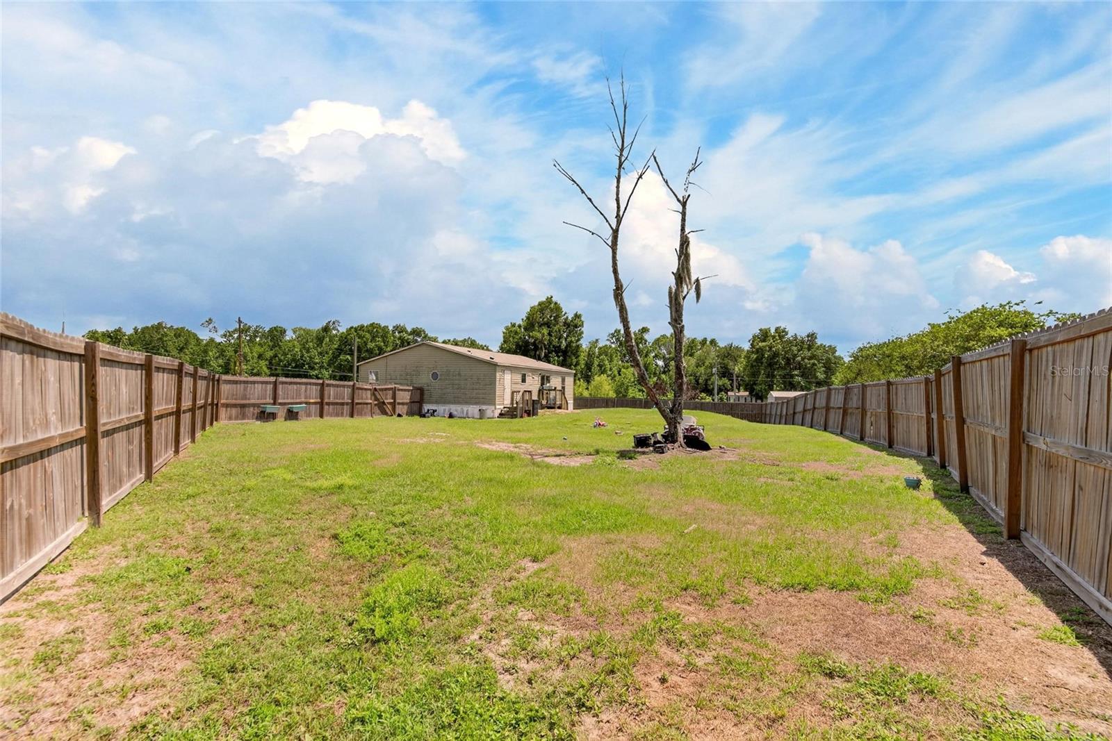 Image 35 of 49 For 3991 Shady Court