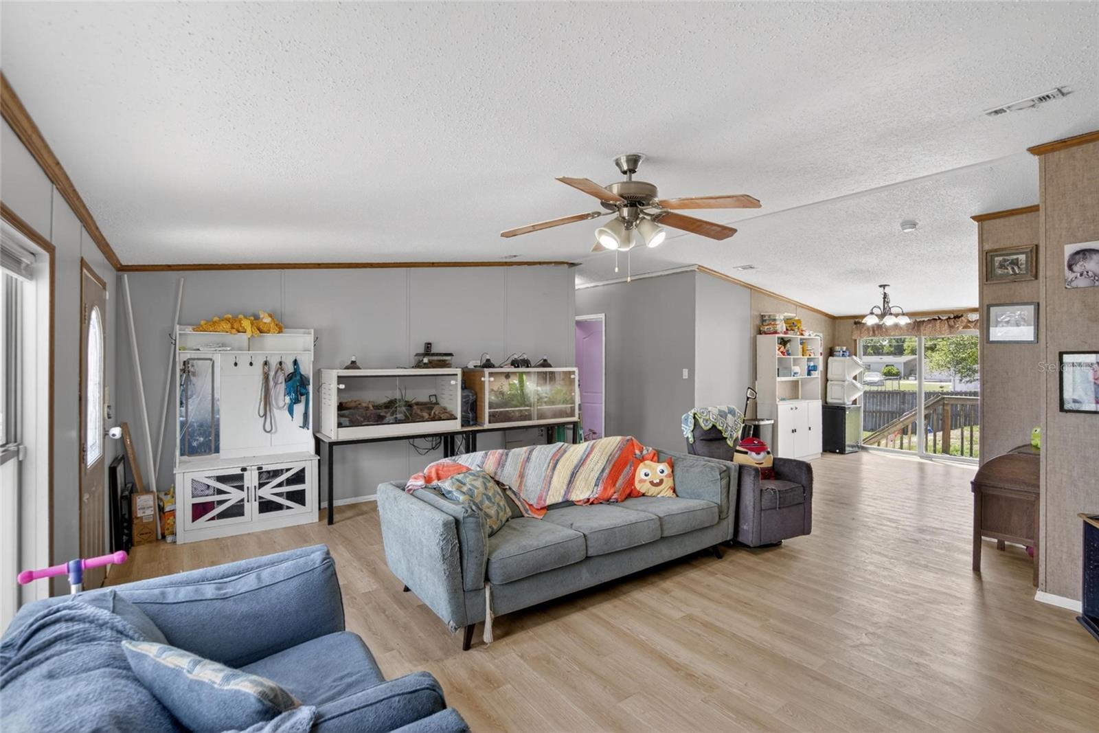 Image 8 of 49 For 3991 Shady Court