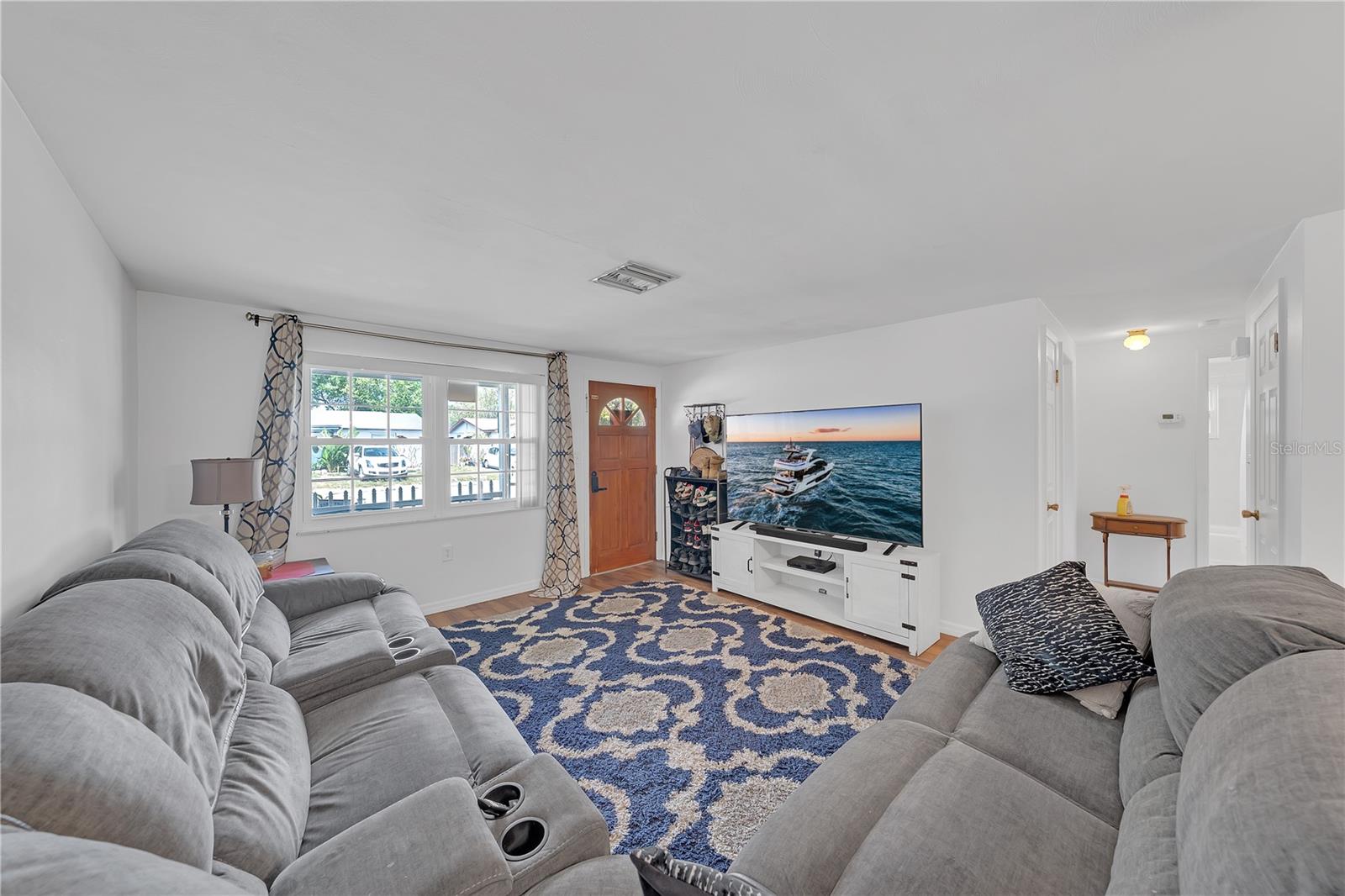 Image 6 of 31 For 1414 Whitehall Lane