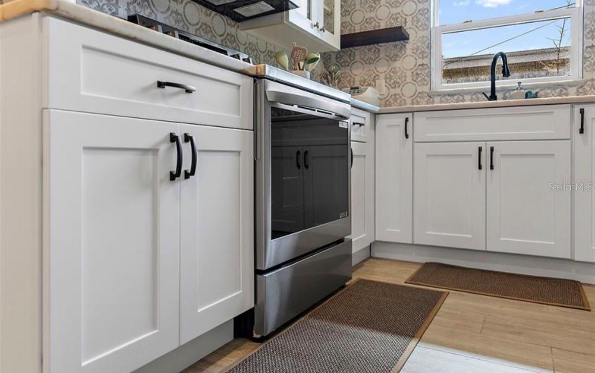 Image 16 of 25 For 6750 Flamingo Way S