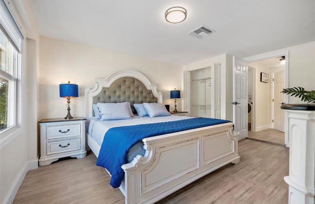 Image 18 of 25 For 6750 Flamingo Way S