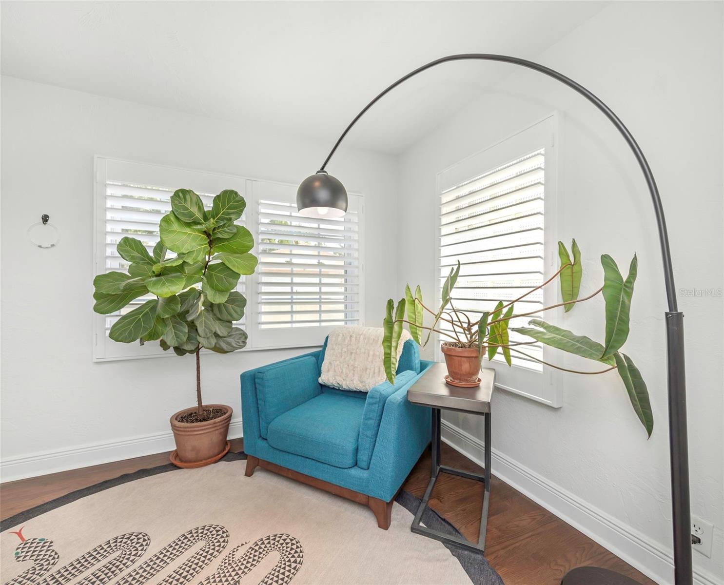 Image 12 of 62 For 4300 3rd Avenue S