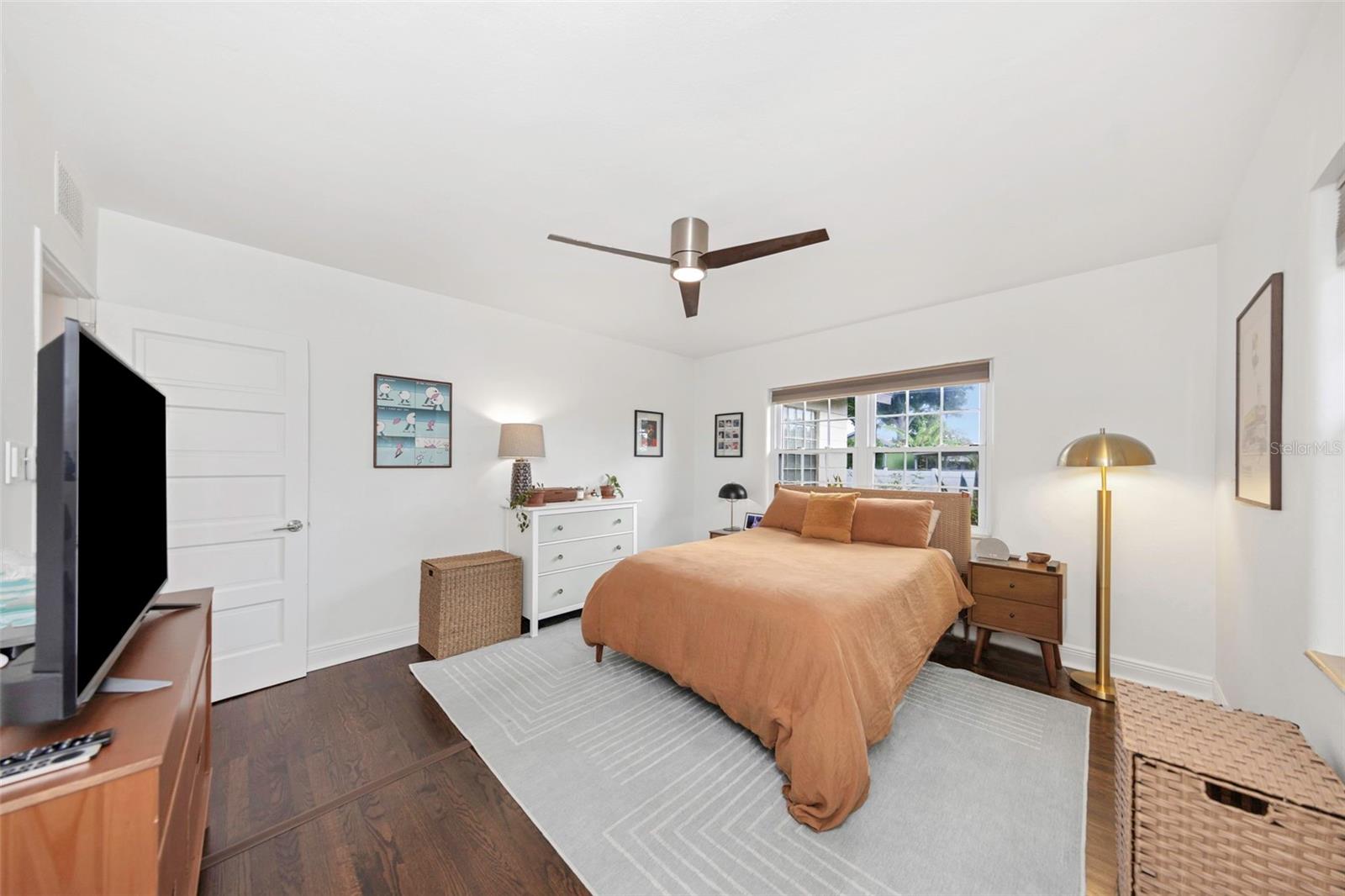 Image 23 of 62 For 4300 3rd Avenue S