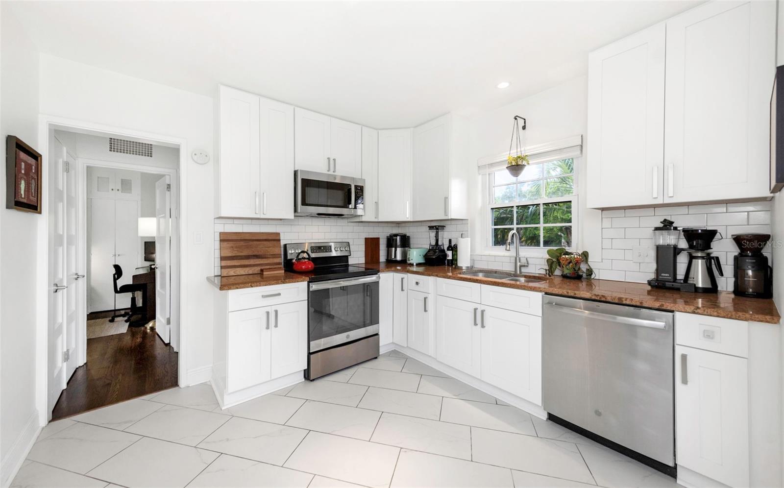 Image 34 of 62 For 4300 3rd Avenue S