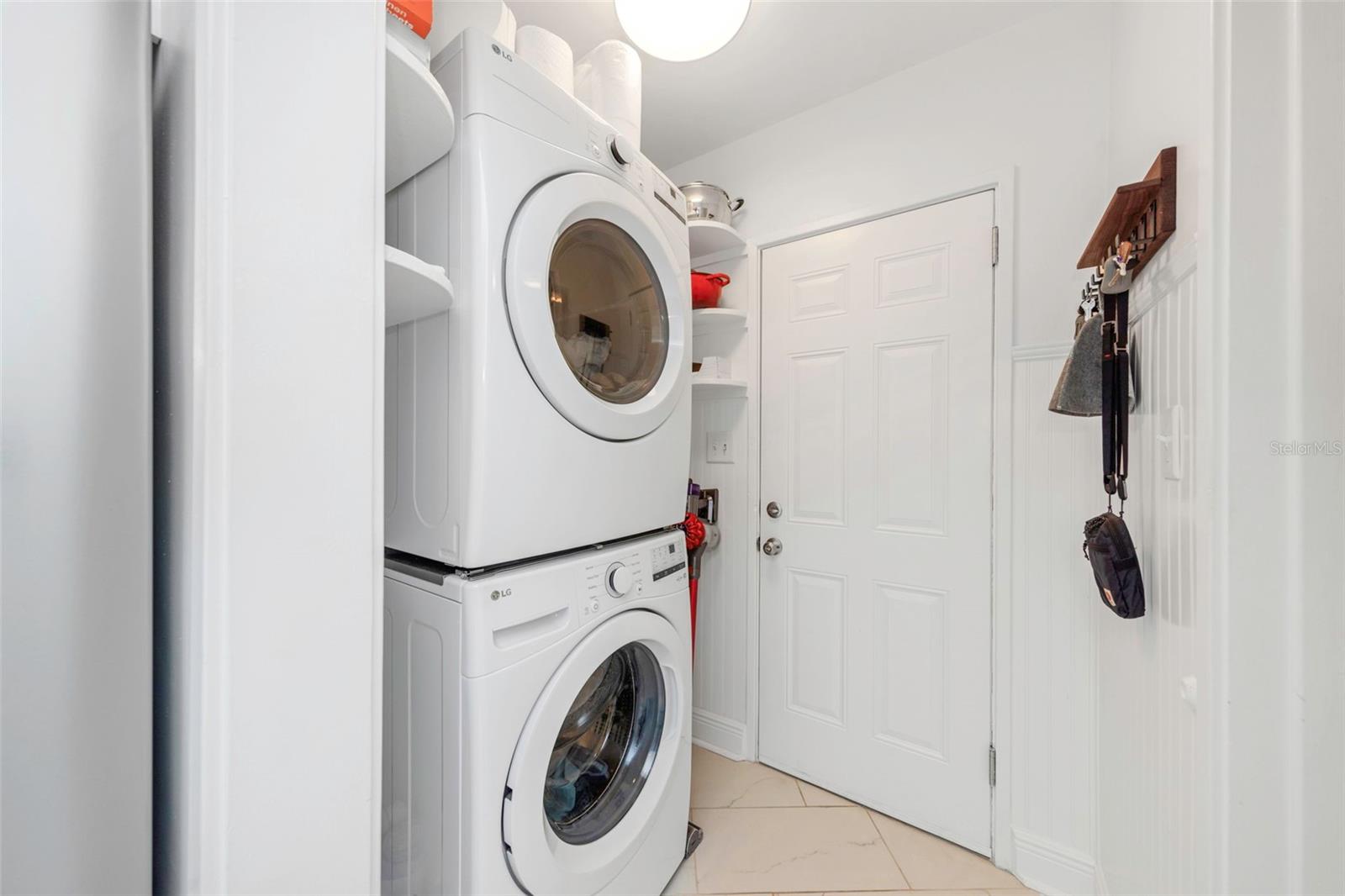 Image 37 of 62 For 4300 3rd Avenue S