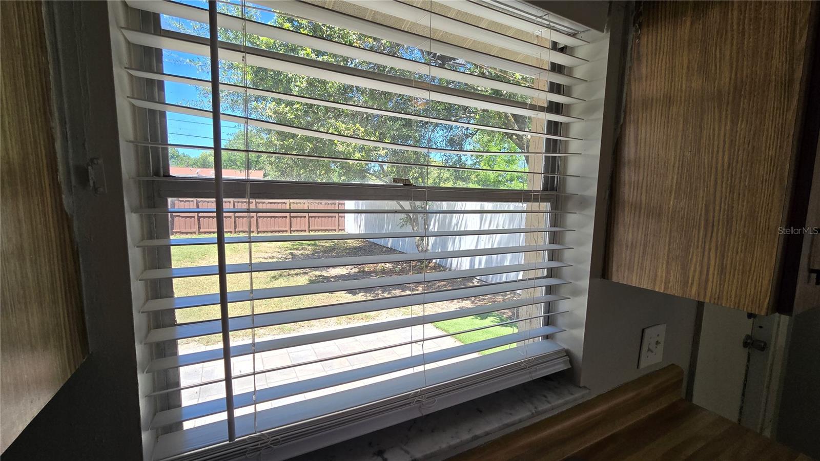 Image 16 of 40 For 5347 Satsuma Drive