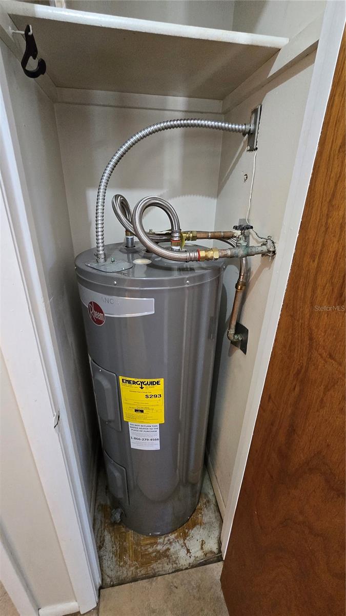 Image 19 of 40 For 5347 Satsuma Drive