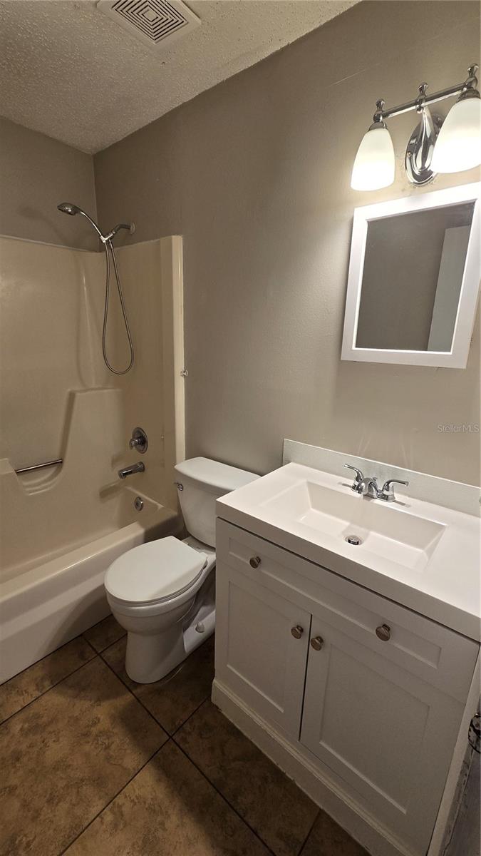 Image 21 of 40 For 5347 Satsuma Drive